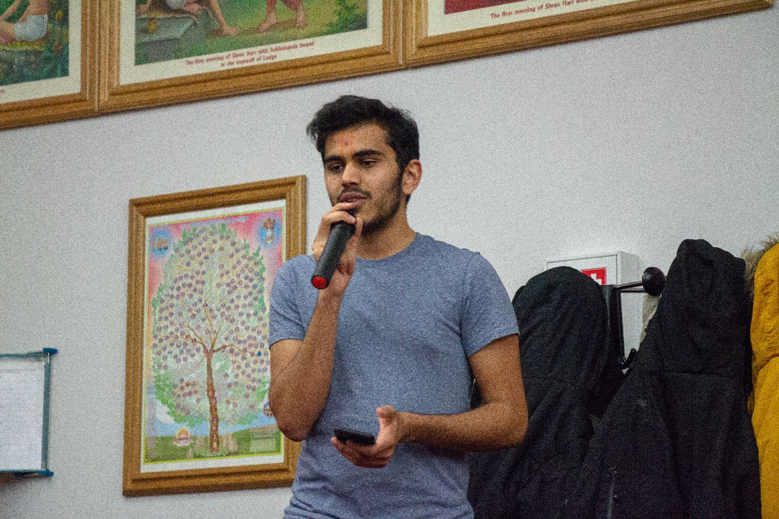 ©1987-2017 SKS Swaminarayan Temple East London