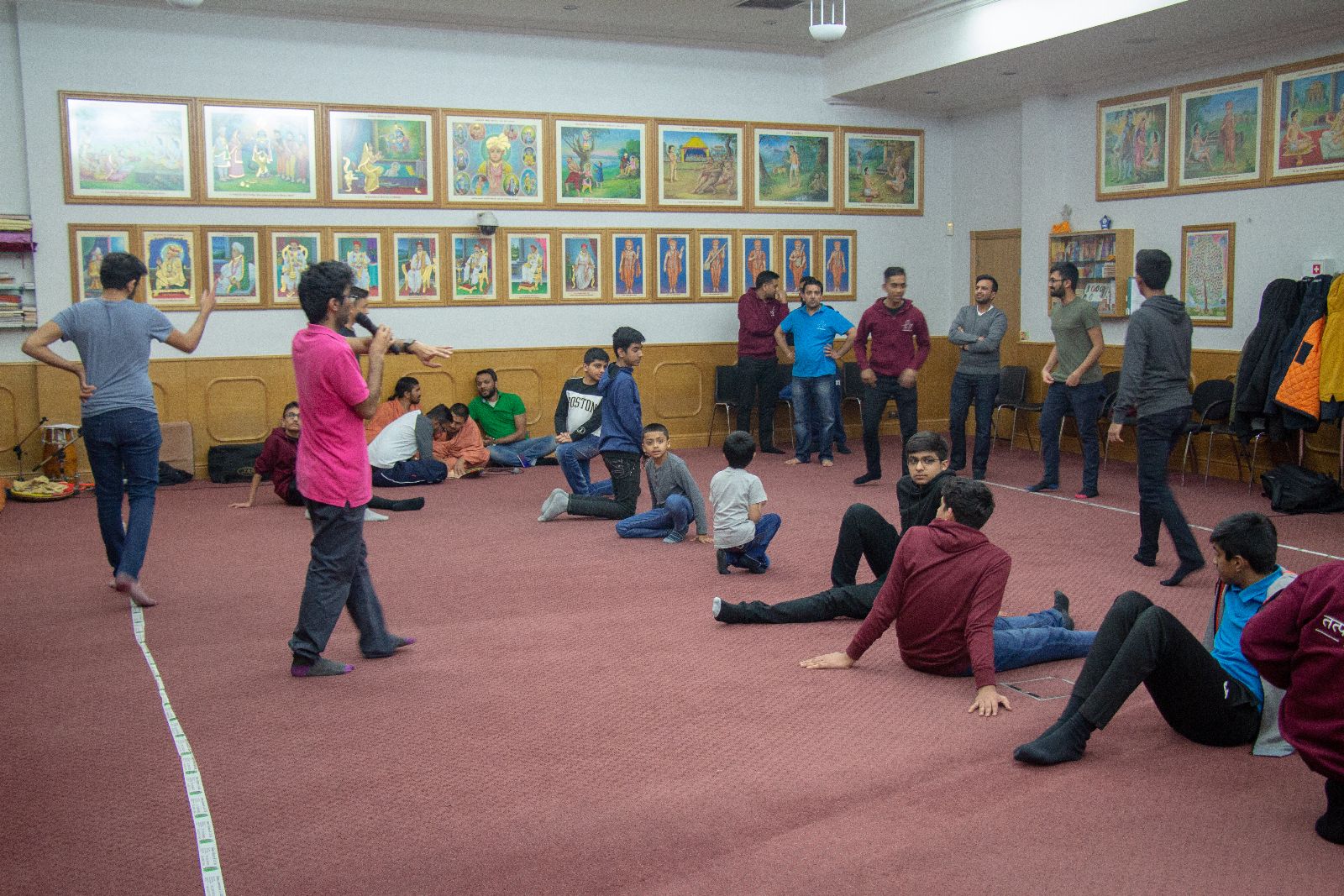 ©1987-2017 SKS Swaminarayan Temple East London