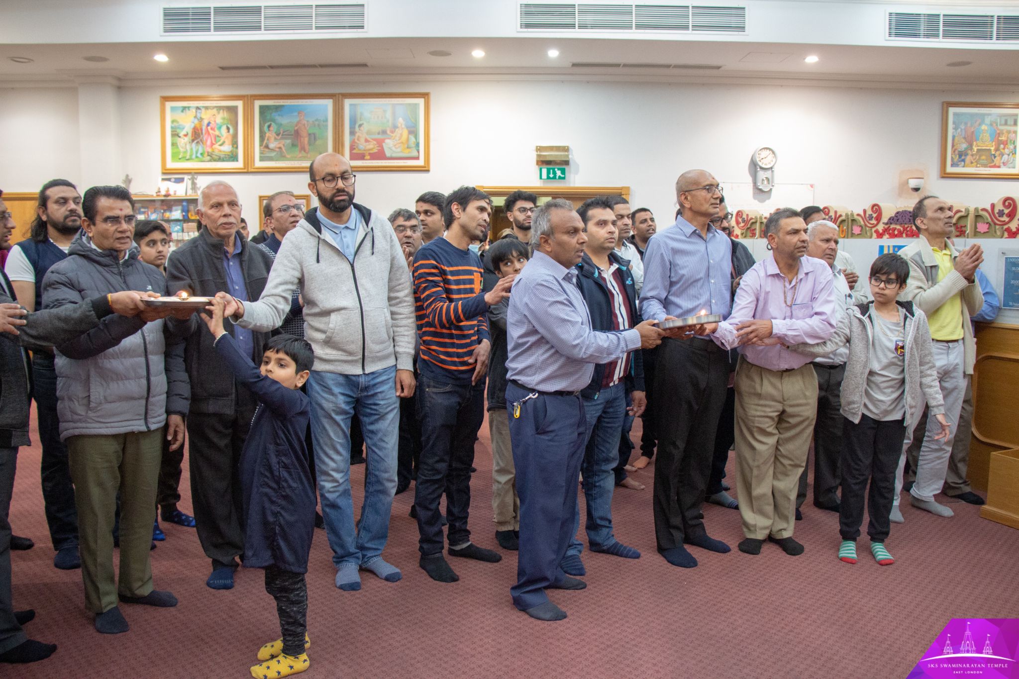©1987-2017 SKS Swaminarayan Temple East London