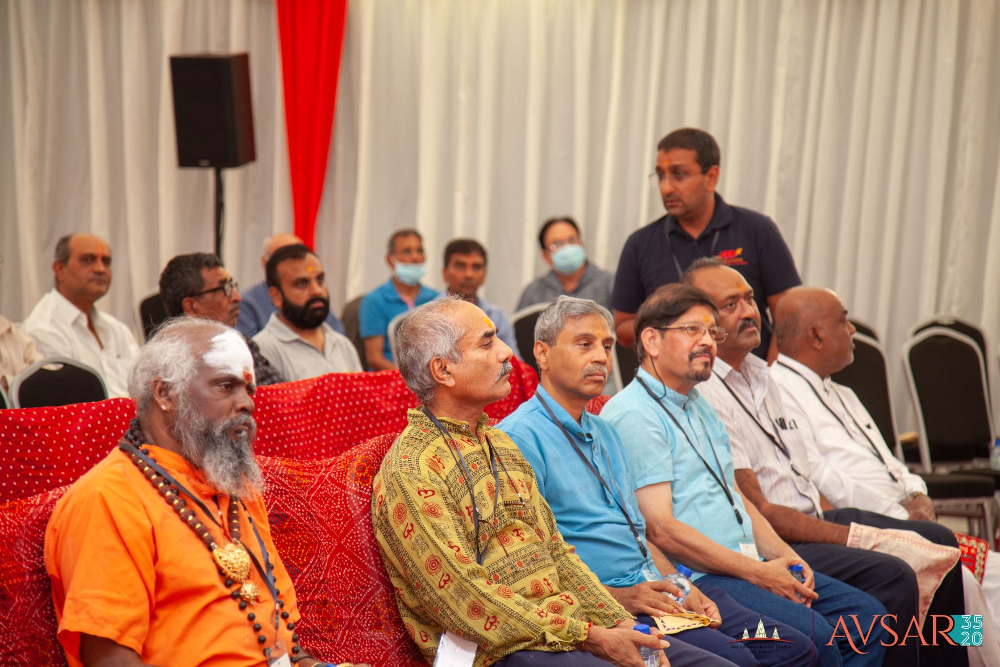 ©1987-2017 SKS Swaminarayan Temple East London