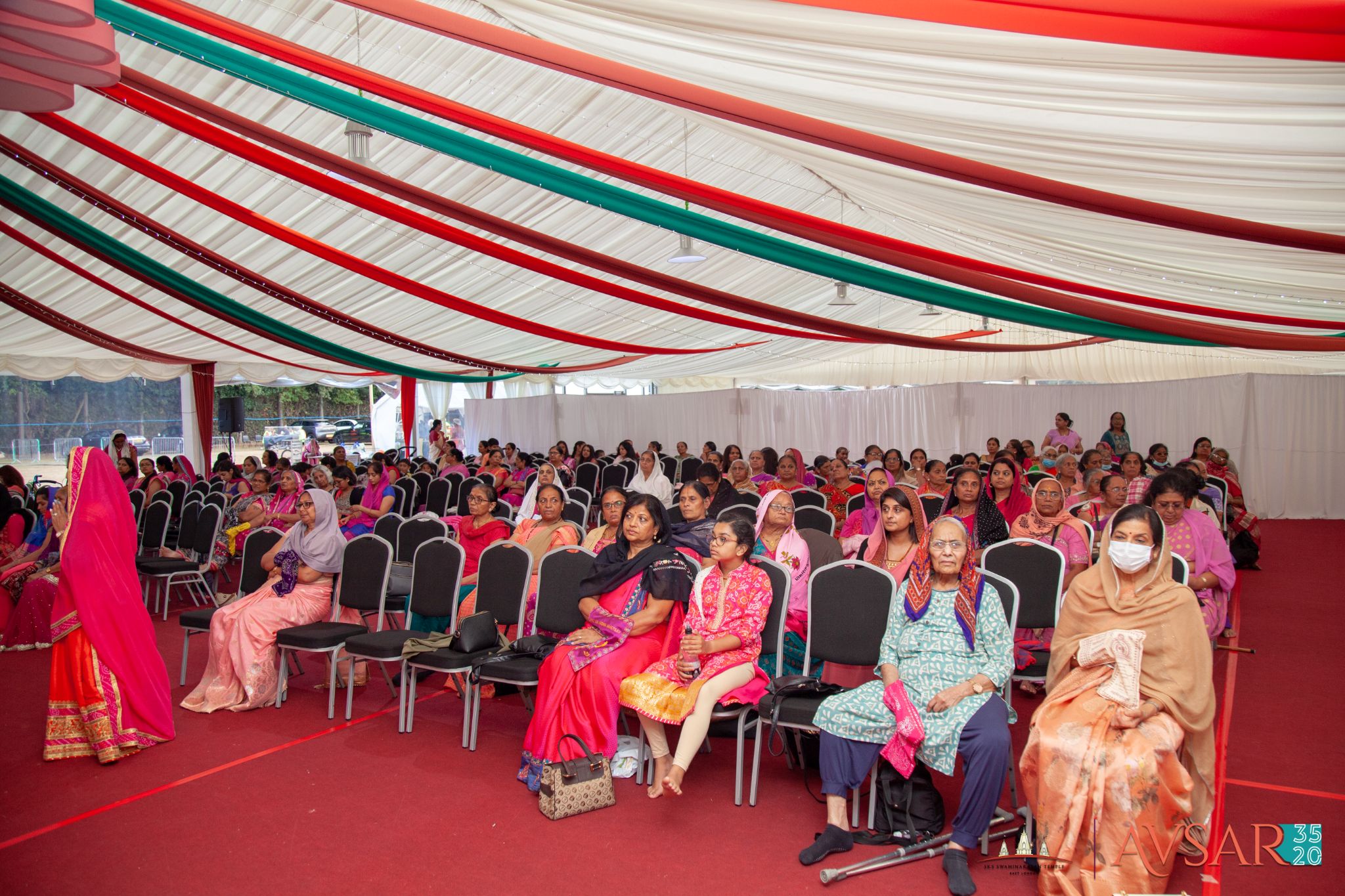 ©1987-2017 SKS Swaminarayan Temple East London