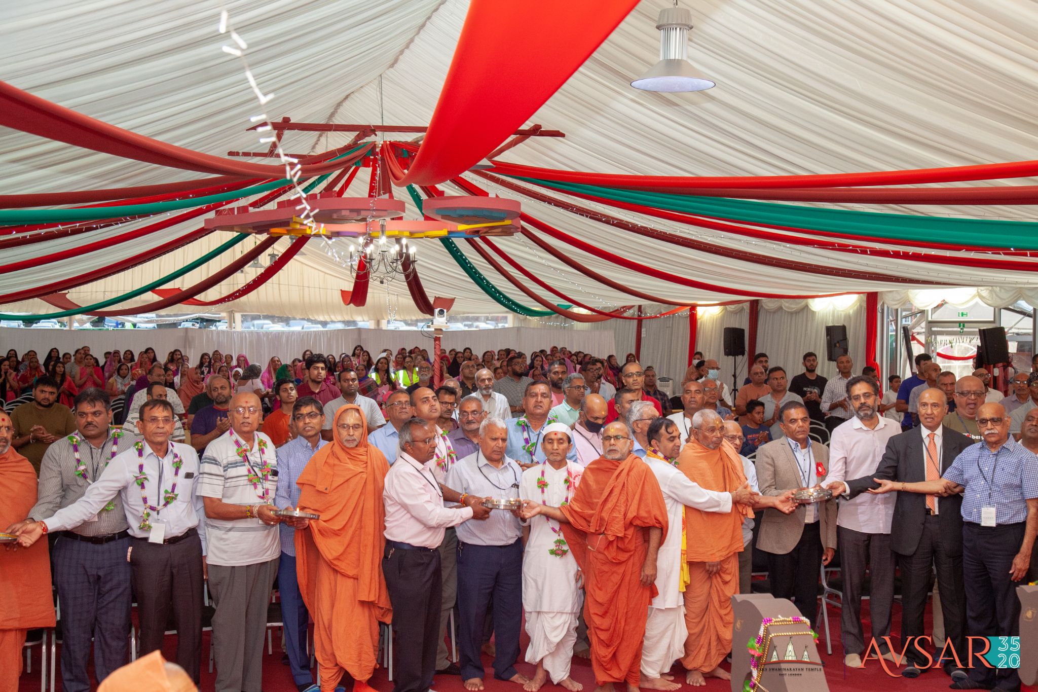 ©1987-2017 SKS Swaminarayan Temple East London