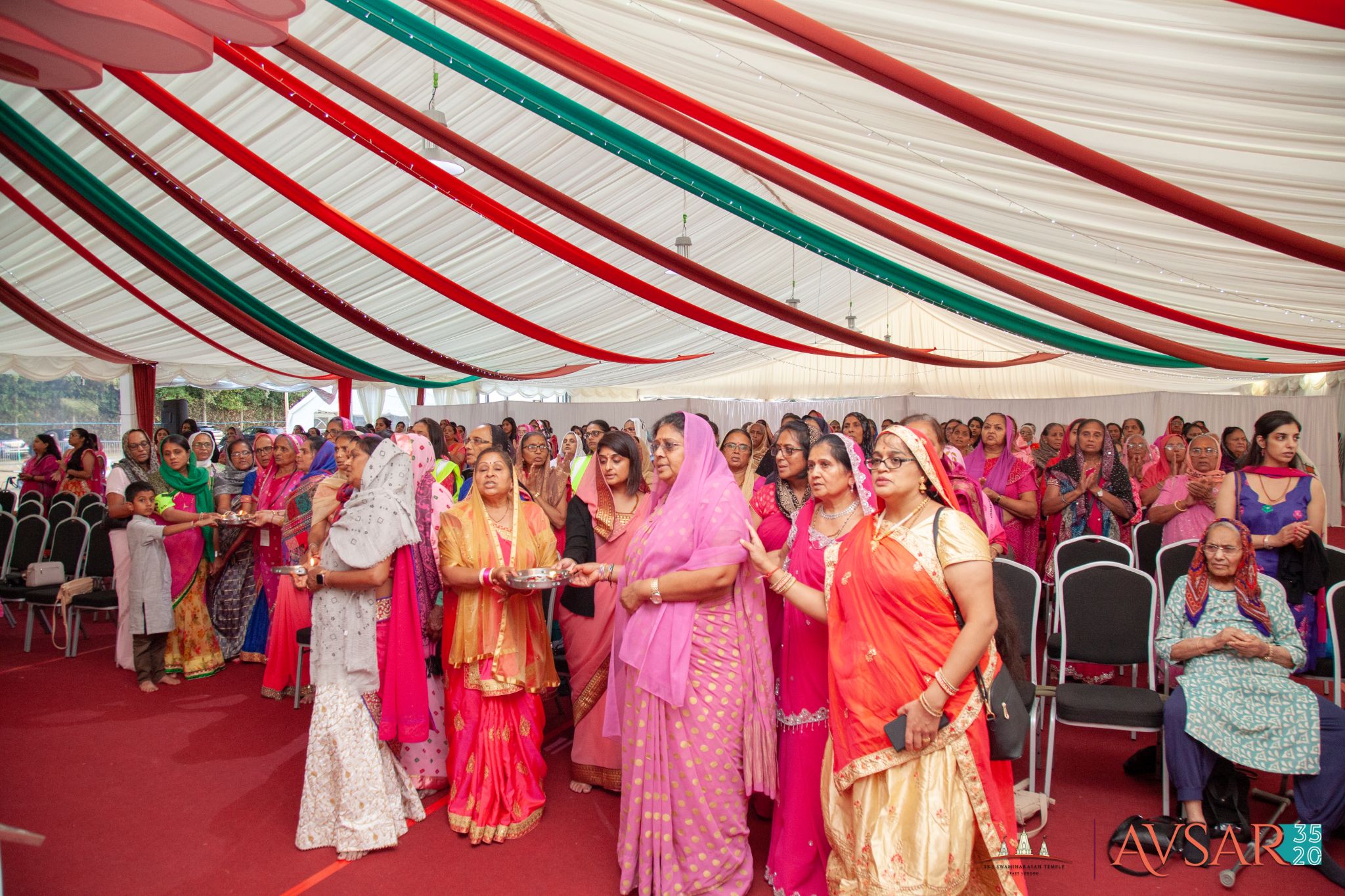 ©1987-2017 SKS Swaminarayan Temple East London