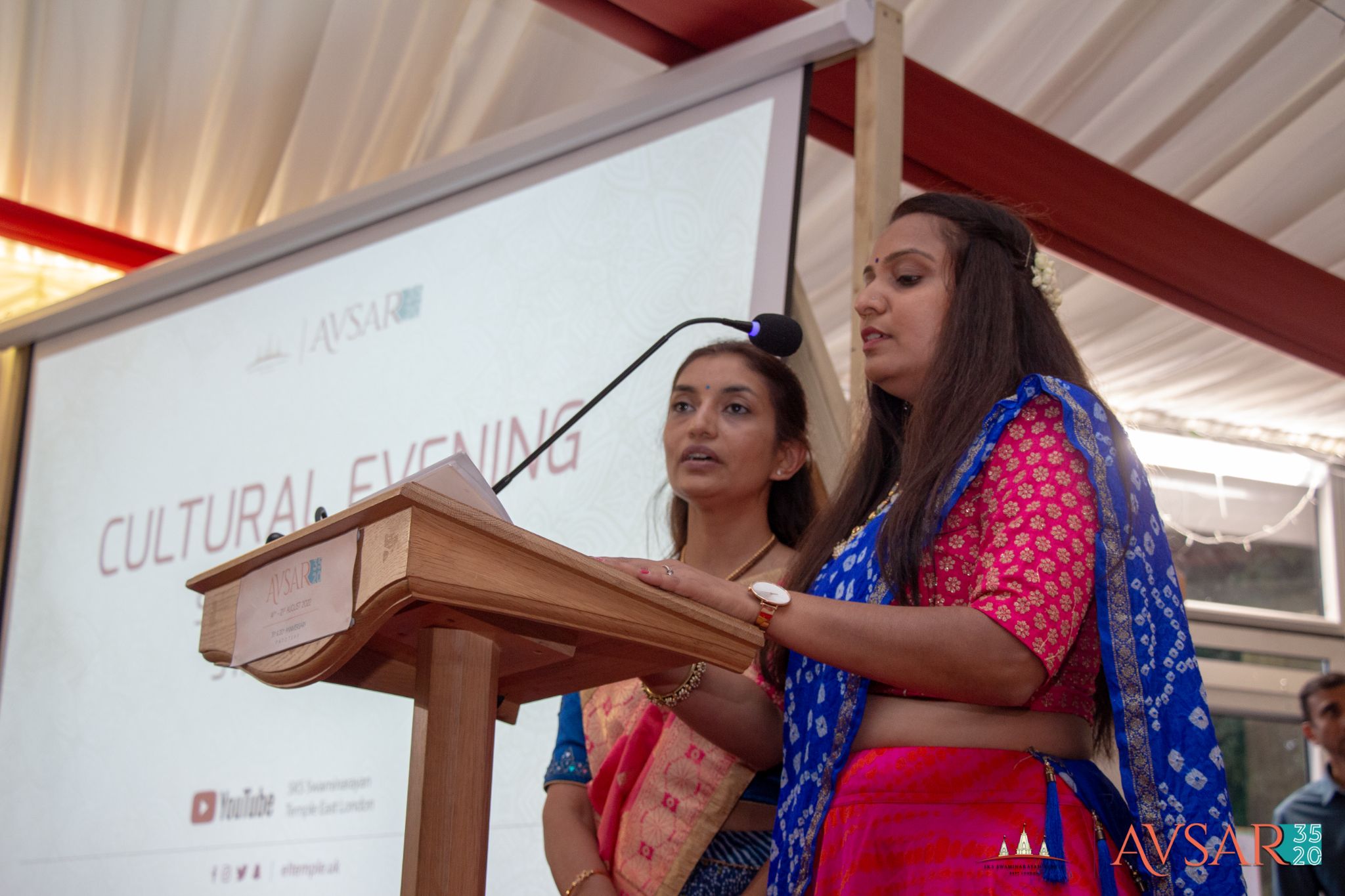 ©1987-2017 SKS Swaminarayan Temple East London