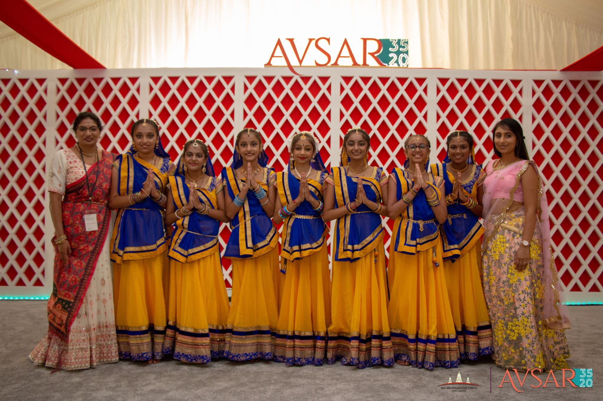 ©1987-2017 SKS Swaminarayan Temple East London
