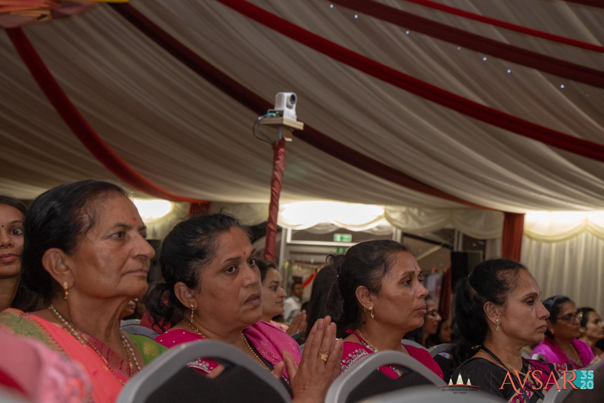 ©1987-2017 SKS Swaminarayan Temple East London