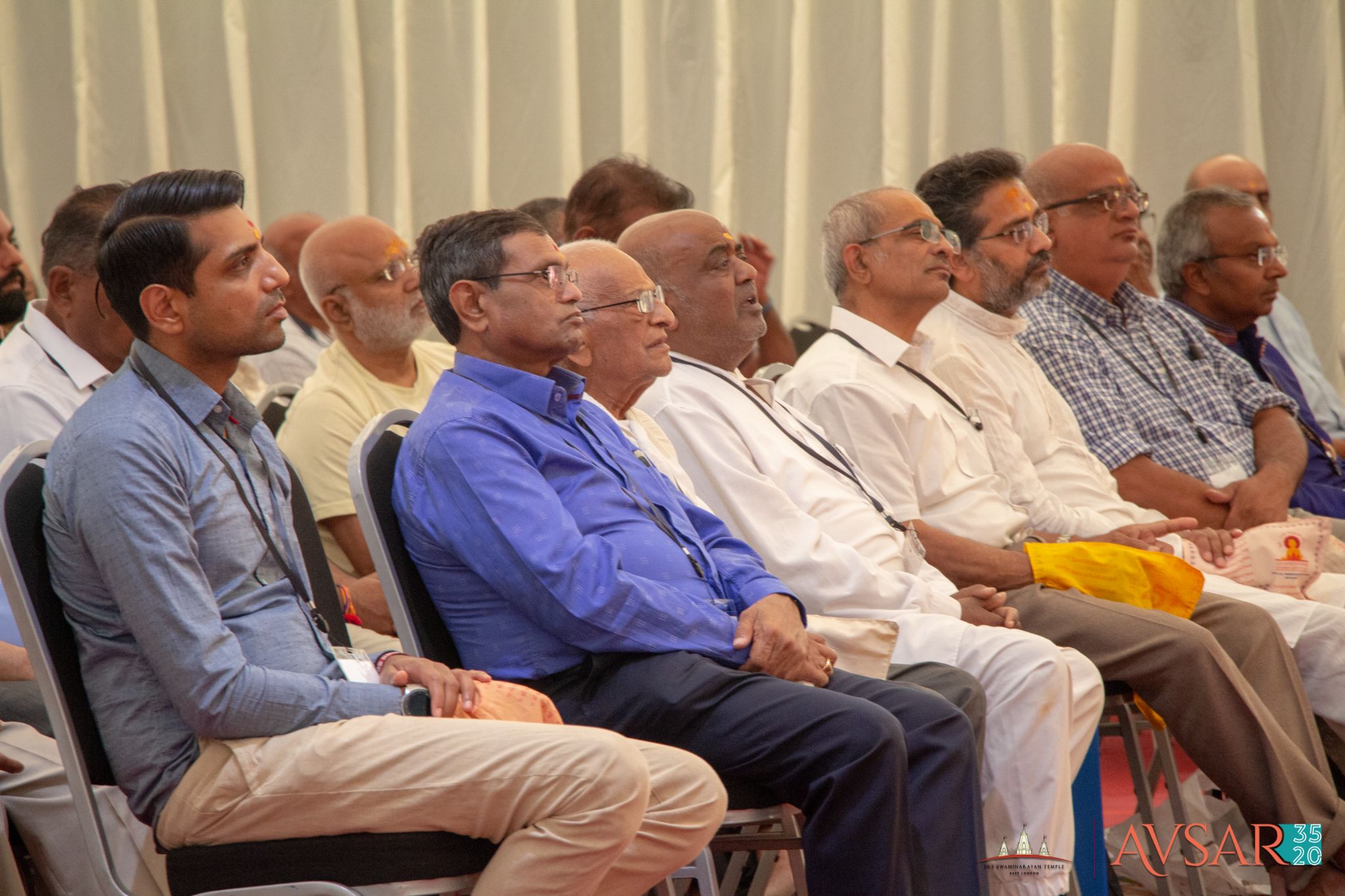 ©1987-2017 SKS Swaminarayan Temple East London