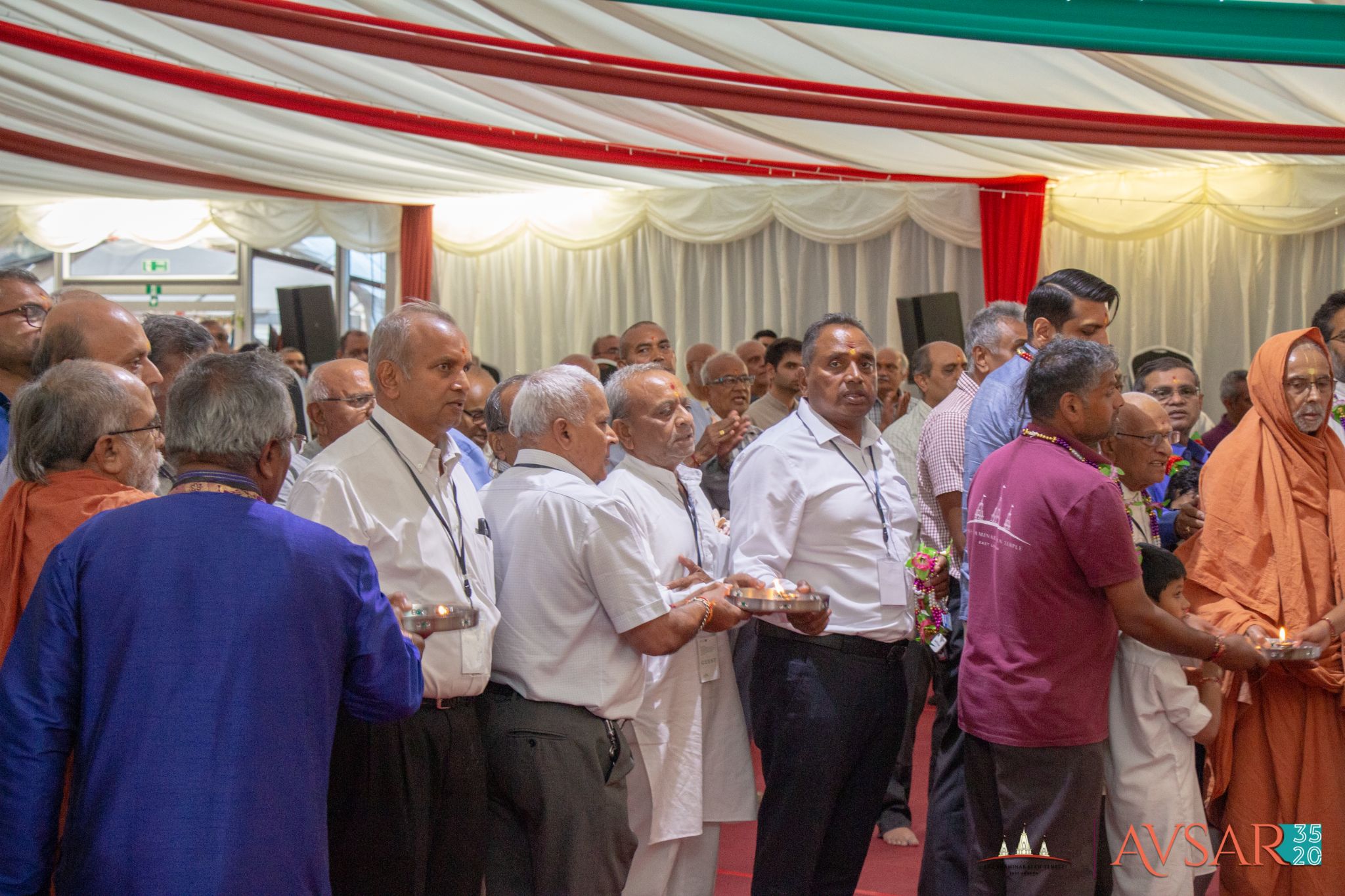 ©1987-2017 SKS Swaminarayan Temple East London
