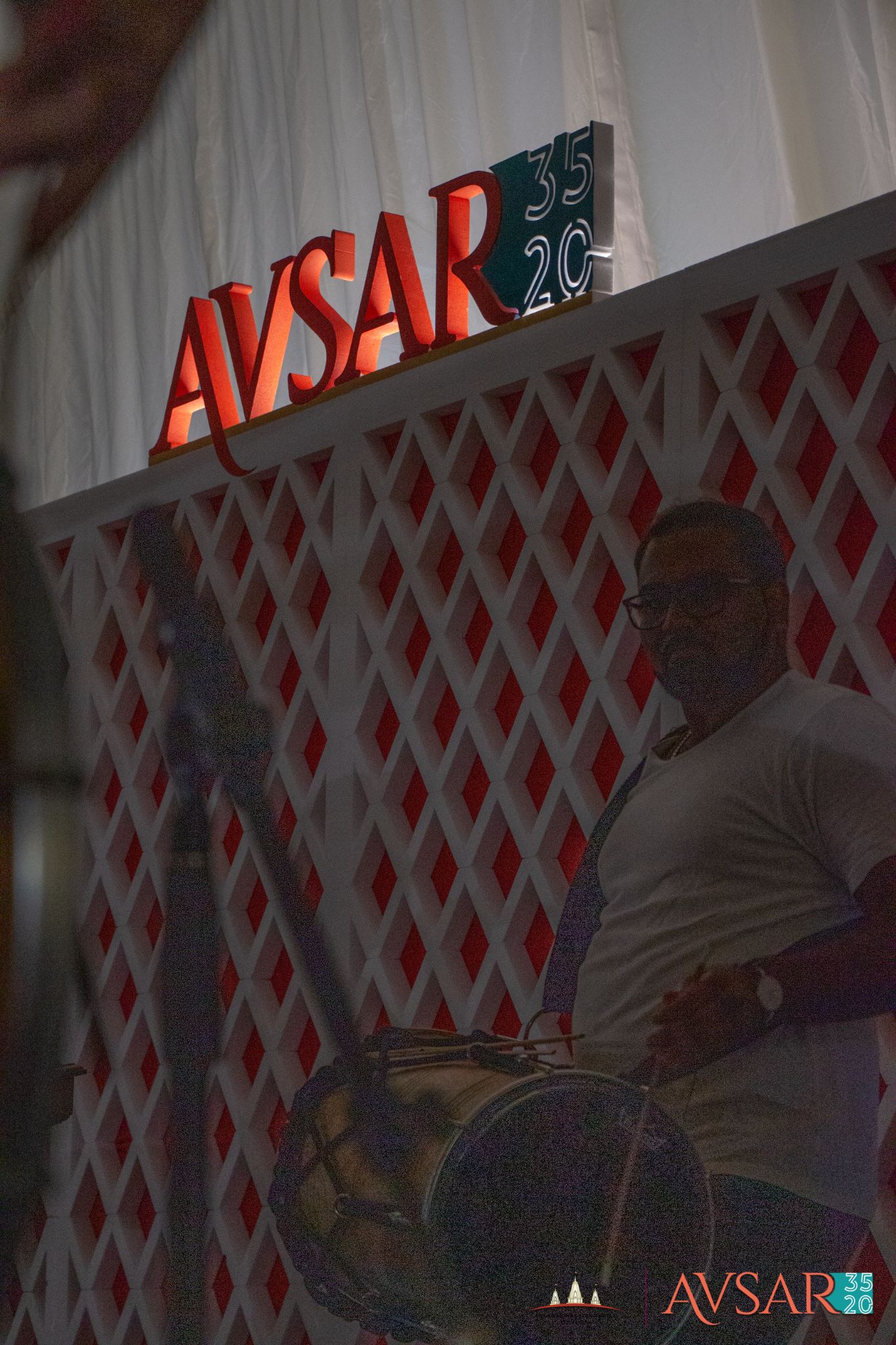 ©1987-2017 SKS Swaminarayan Temple East London