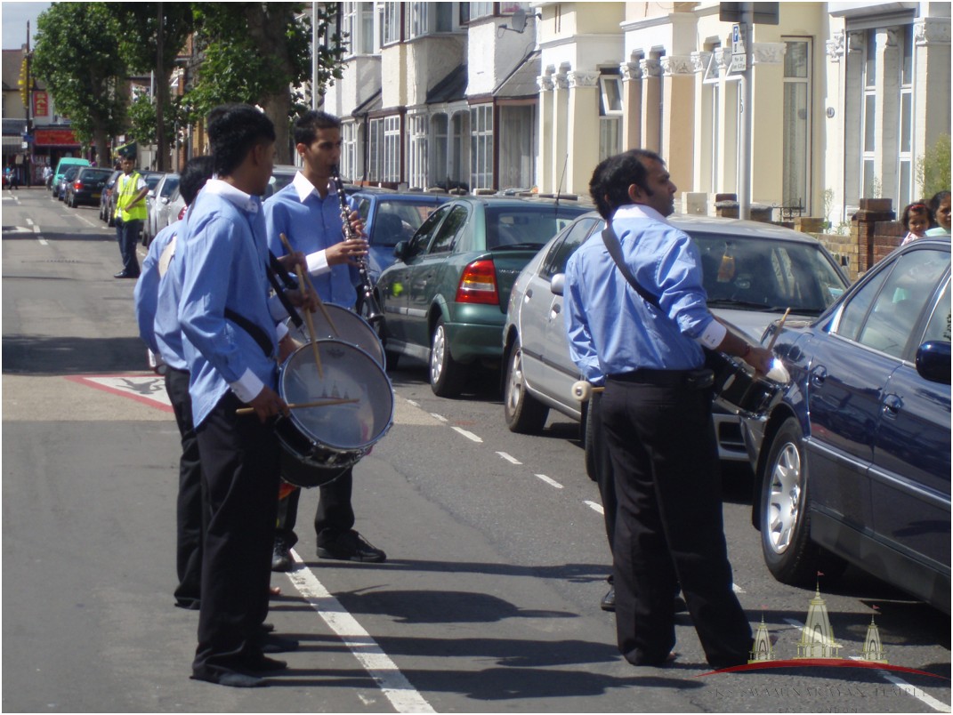 ©1987-2017 SKS Swaminarayan Temple East London