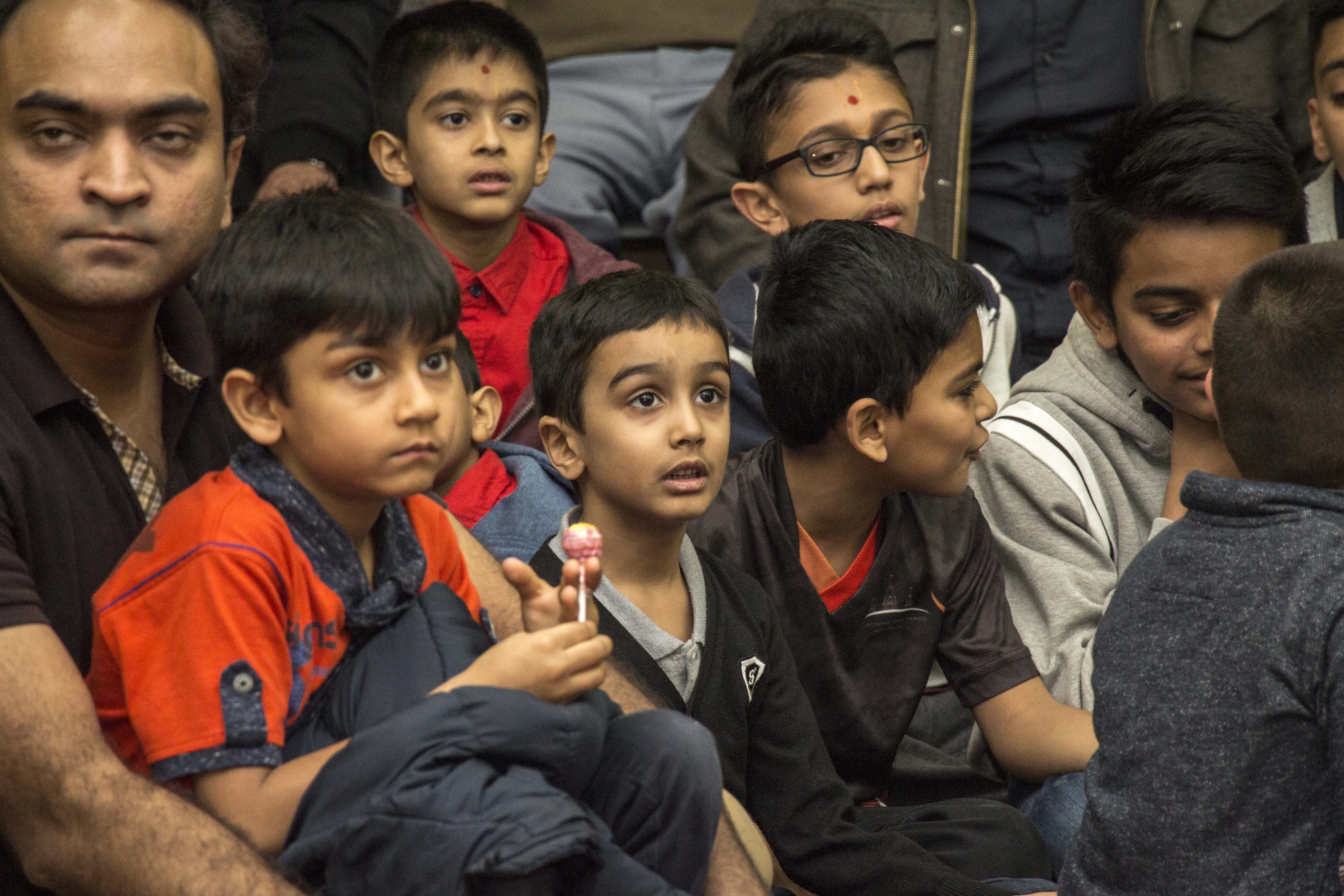 ©1987-2017 SKS Swaminarayan Temple East London