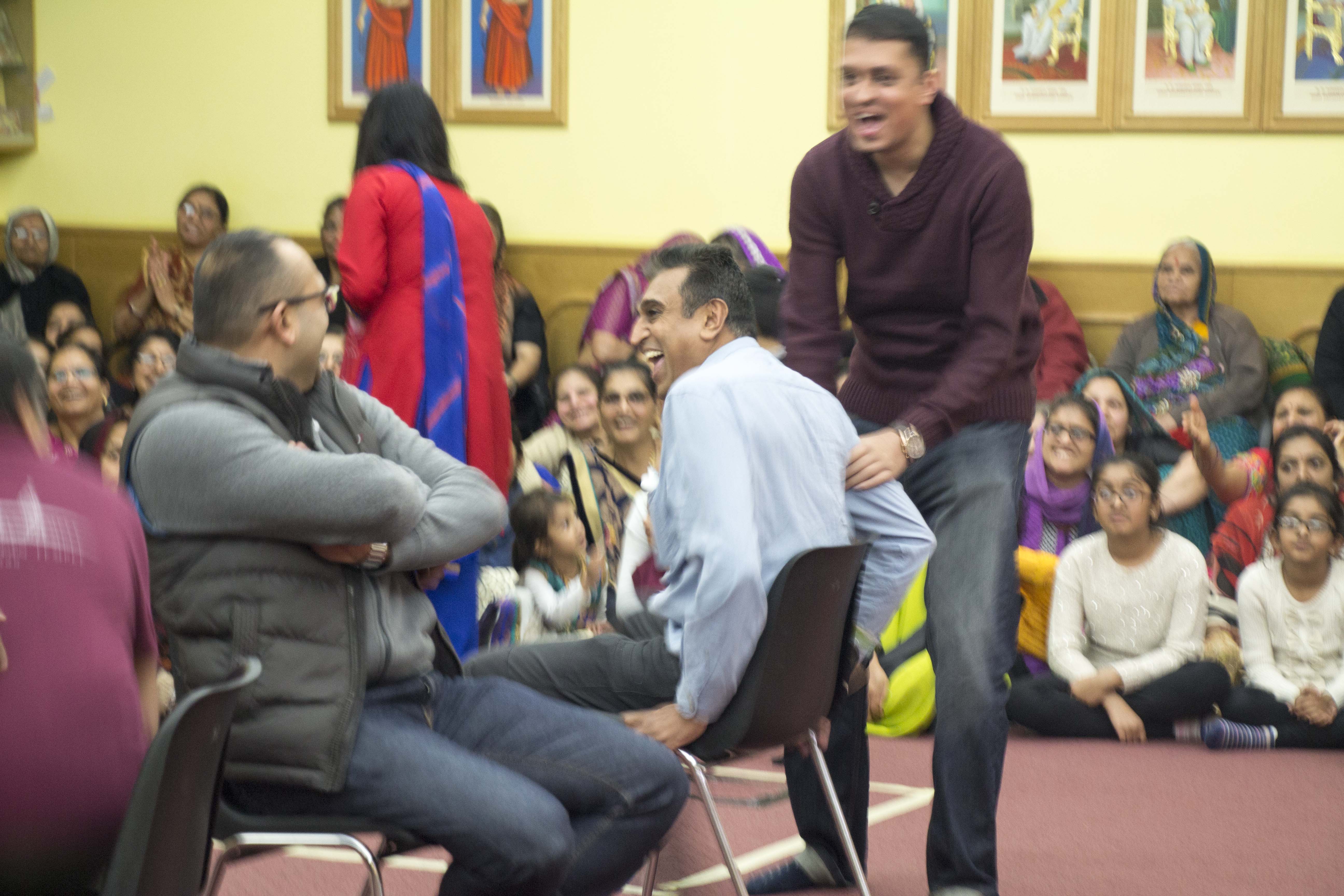 ©1987-2017 SKS Swaminarayan Temple East London