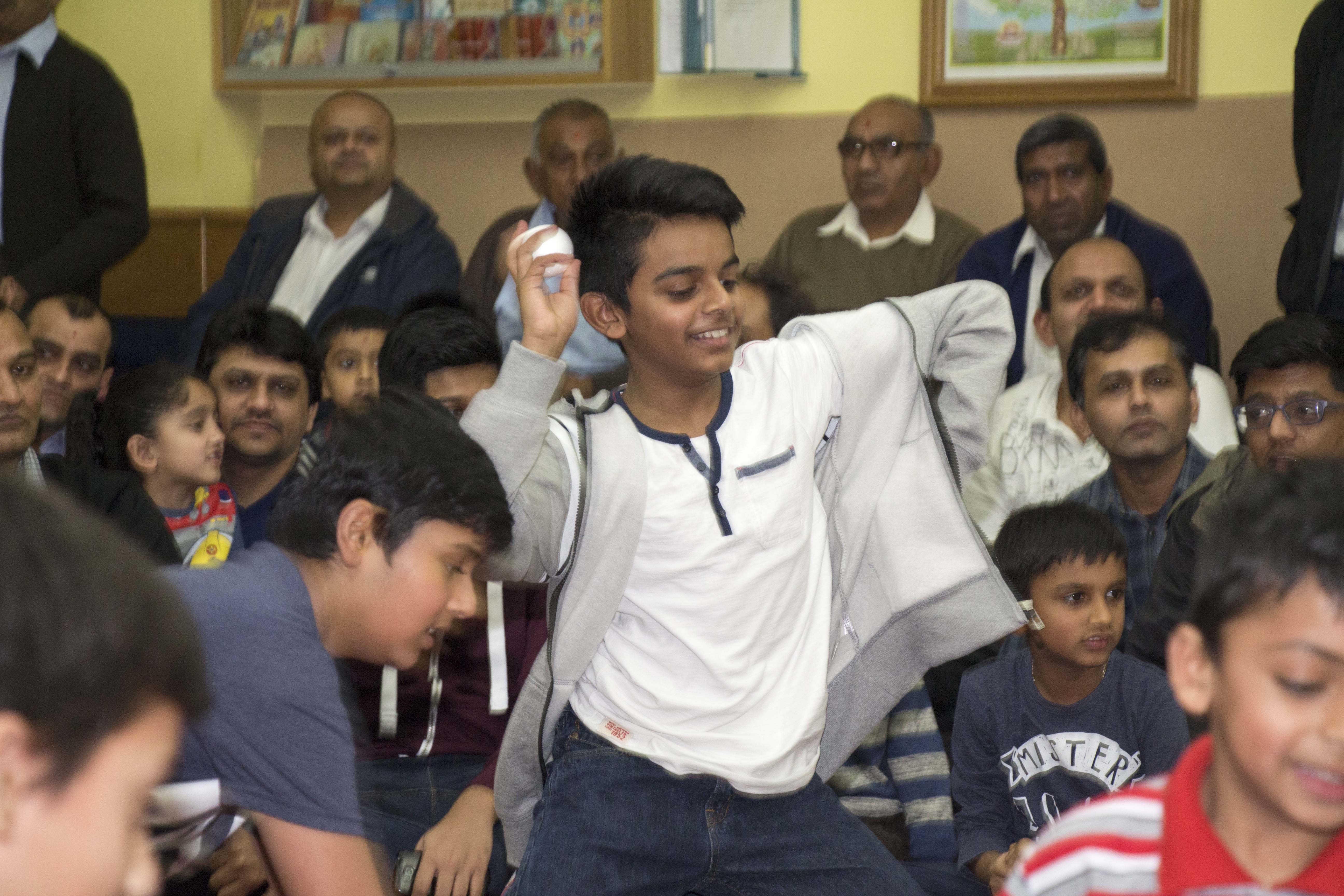 ©1987-2017 SKS Swaminarayan Temple East London