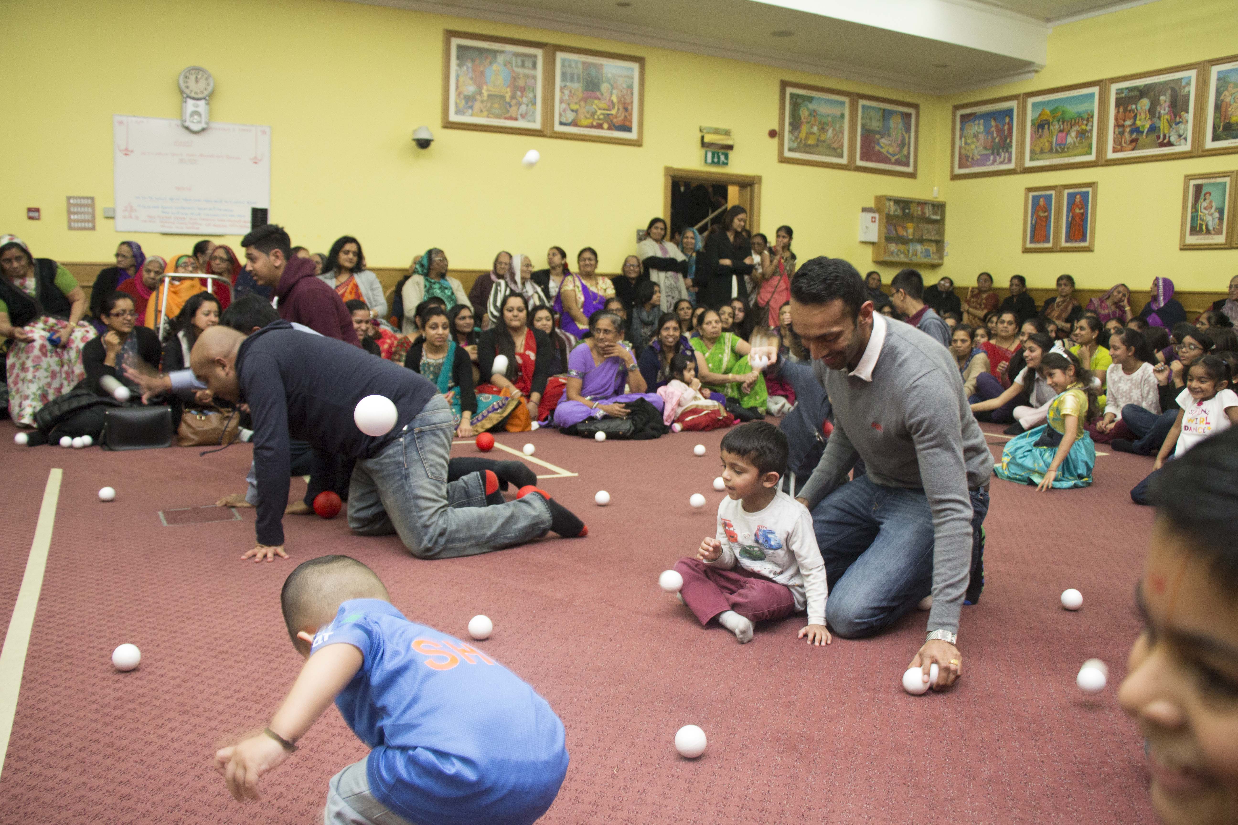 ©1987-2017 SKS Swaminarayan Temple East London