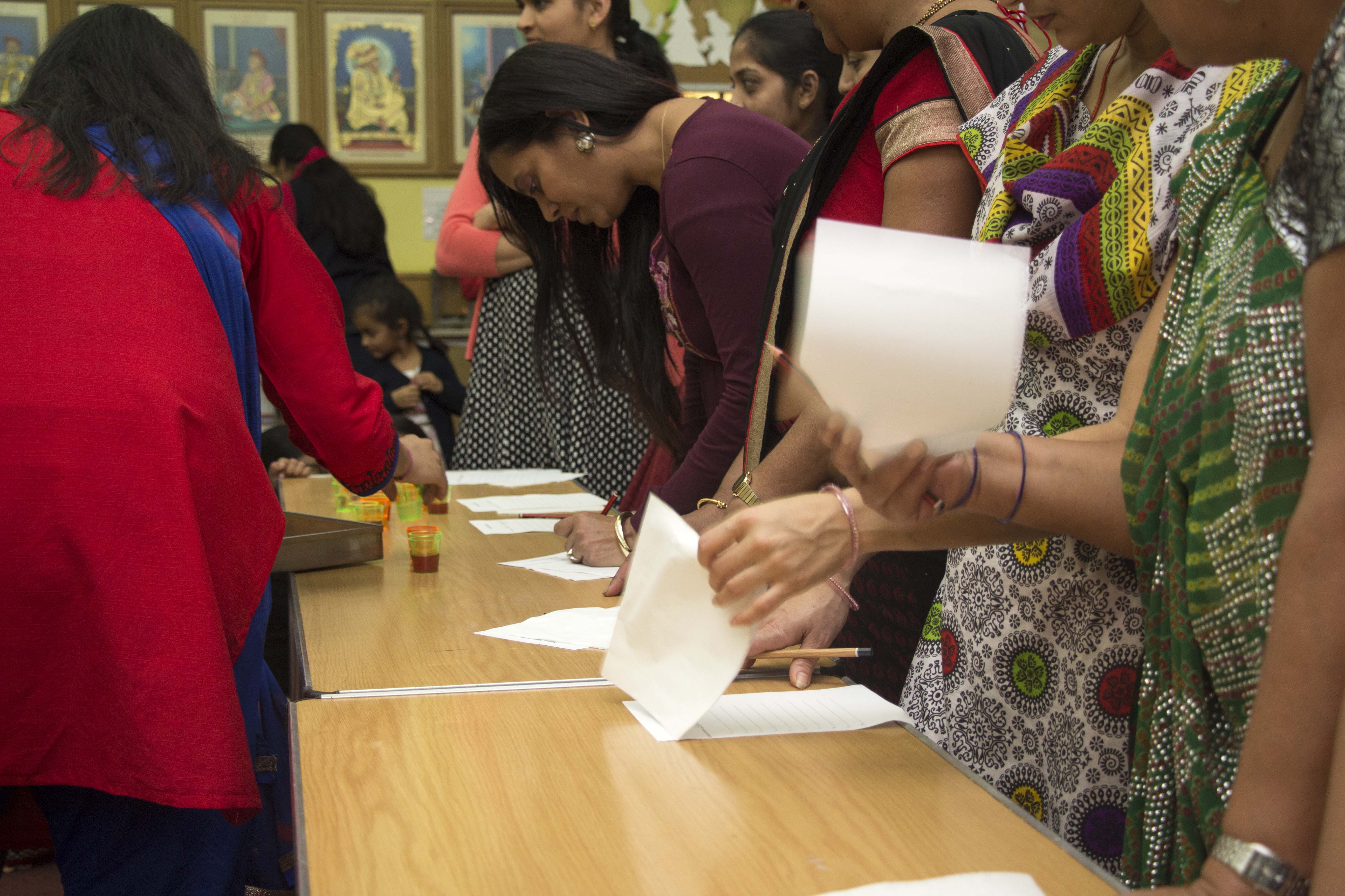 ©1987-2017 SKS Swaminarayan Temple East London