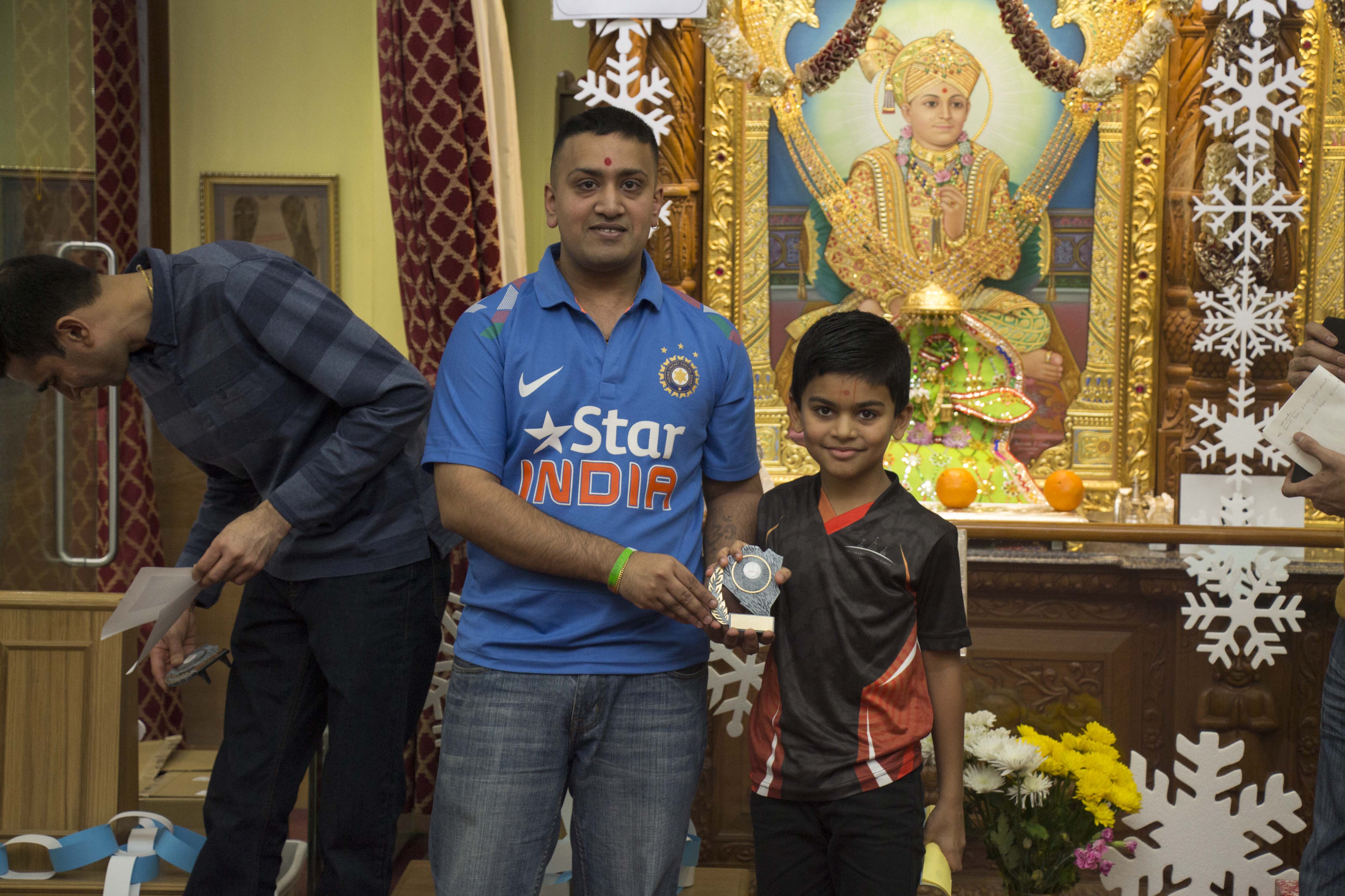 ©1987-2017 SKS Swaminarayan Temple East London