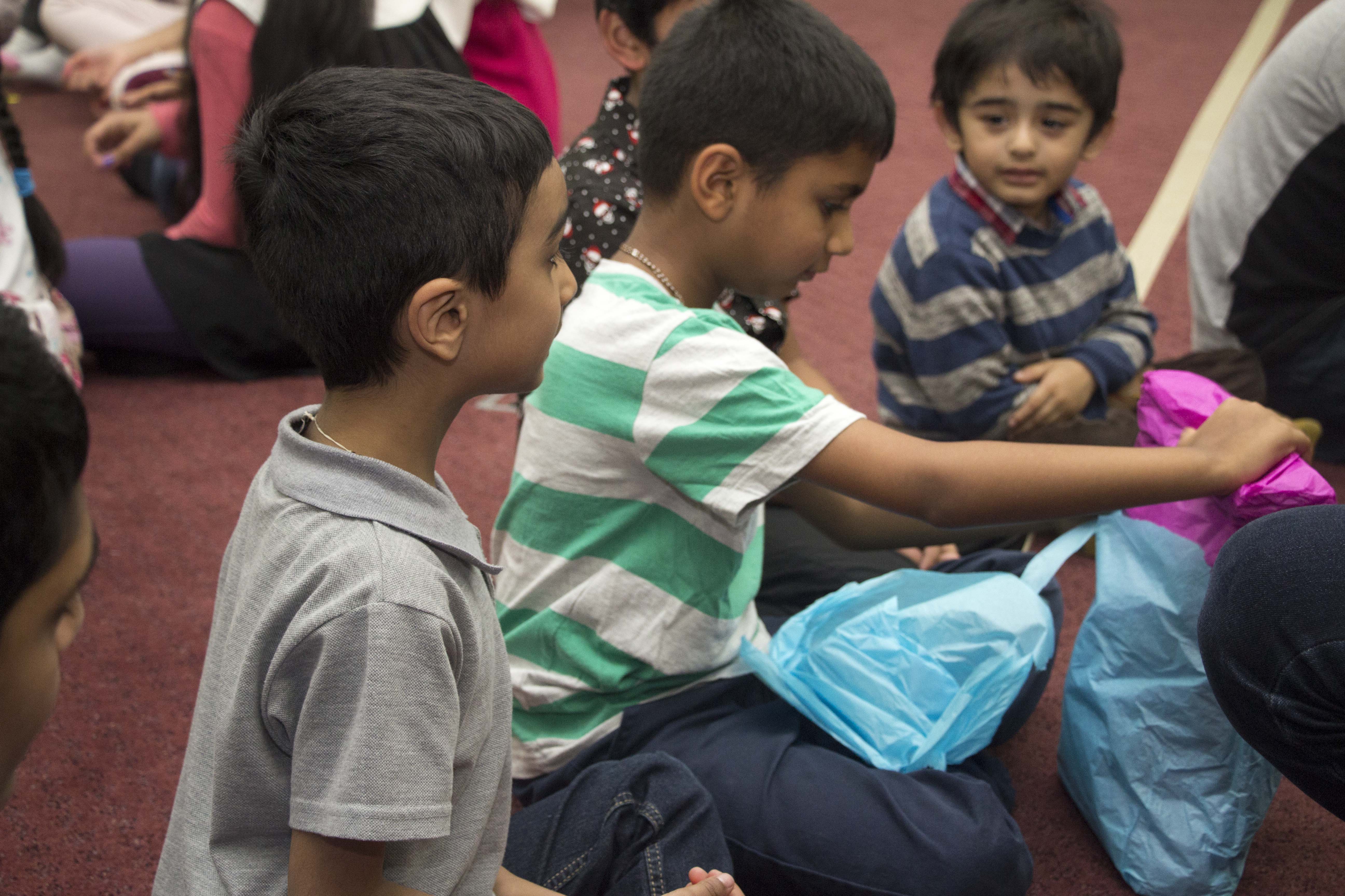 ©1987-2017 SKS Swaminarayan Temple East London