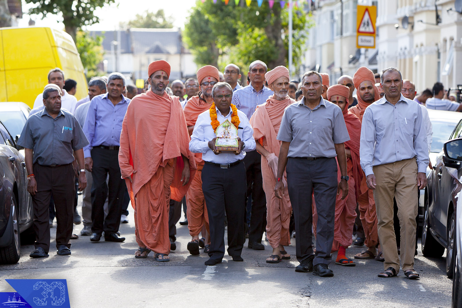 27 - ©1987-2017 SKS Swaminarayan Temple East London