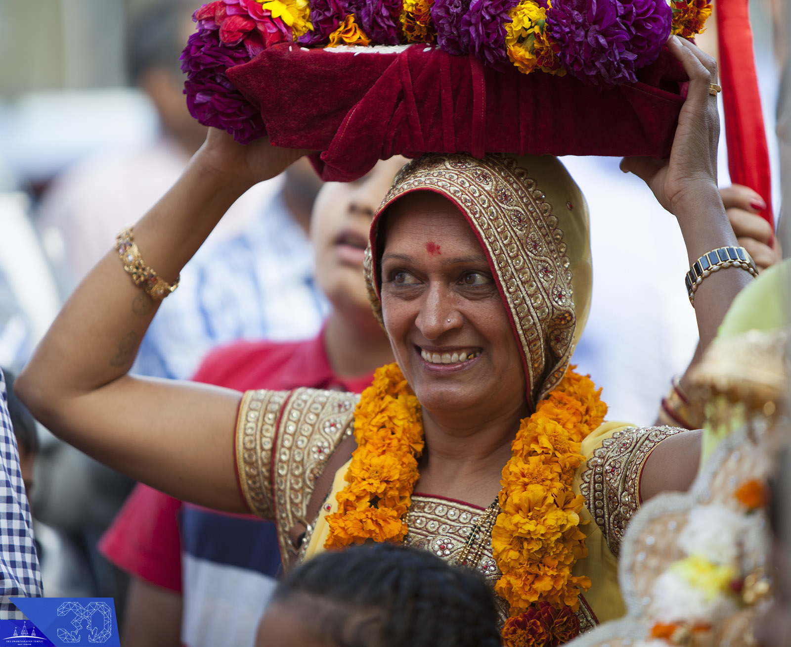 41 - ©1987-2017 SKS Swaminarayan Temple East London