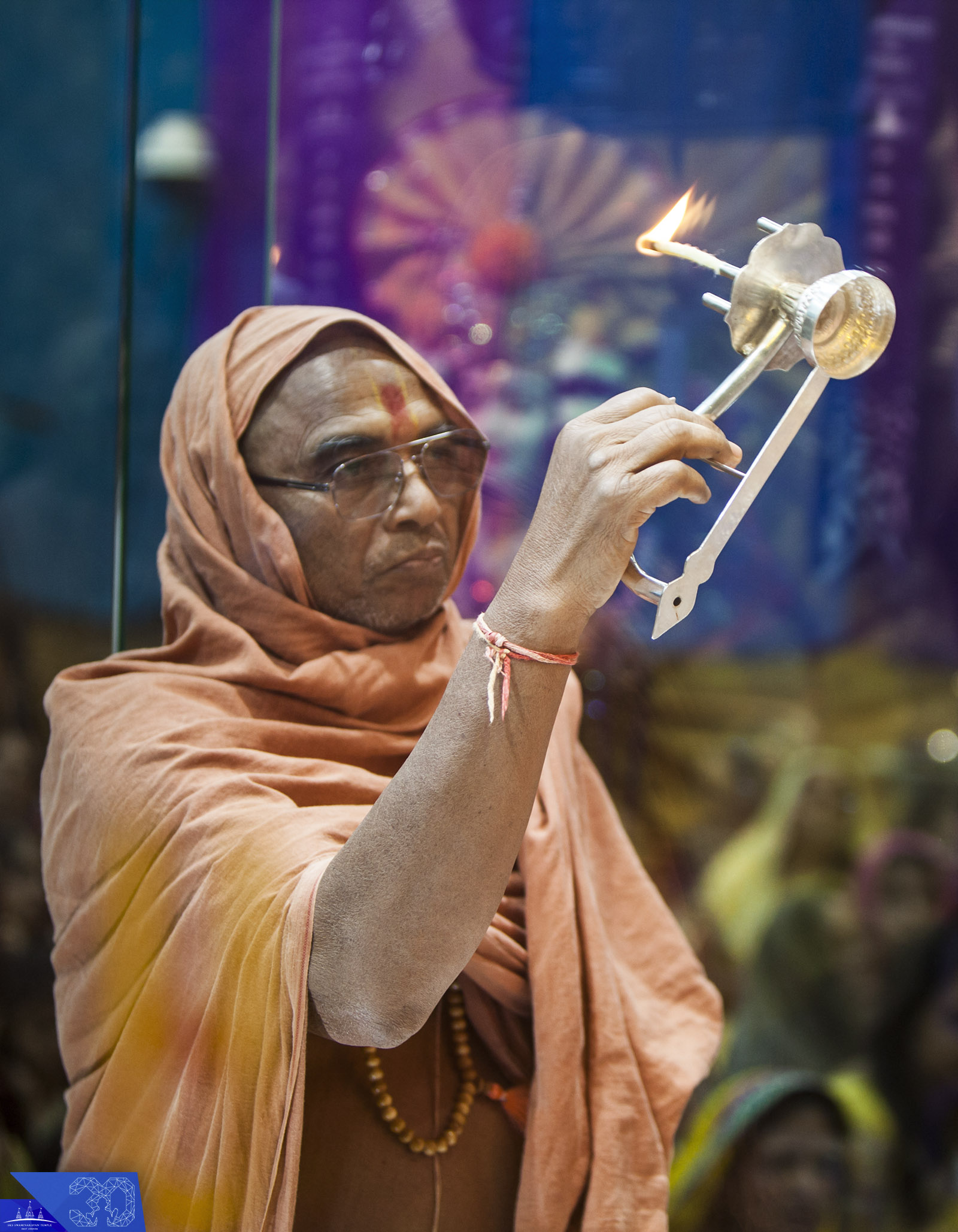 51 - ©1987-2017 SKS Swaminarayan Temple East London