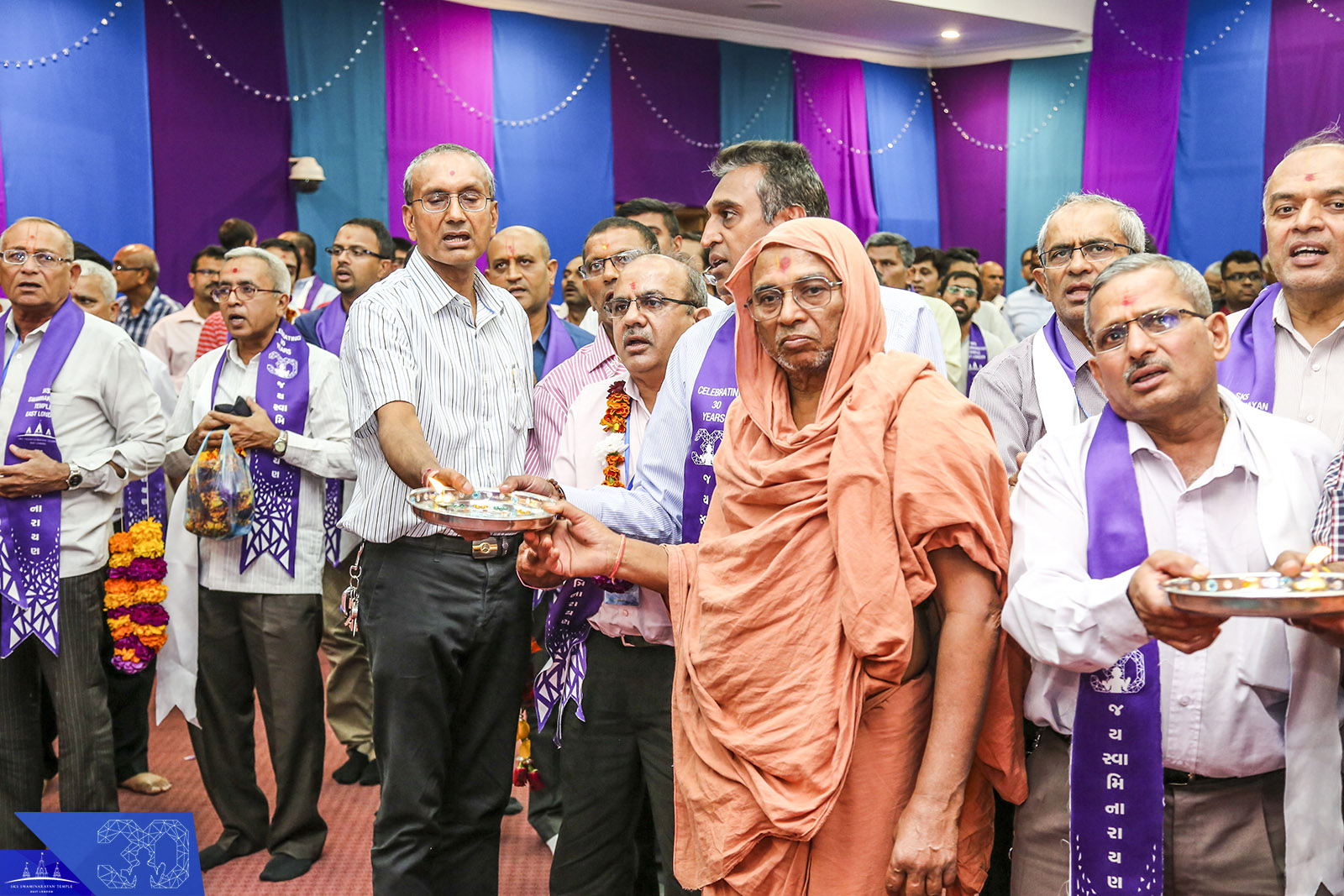 101 - ©1987-2017 SKS Swaminarayan Temple East London