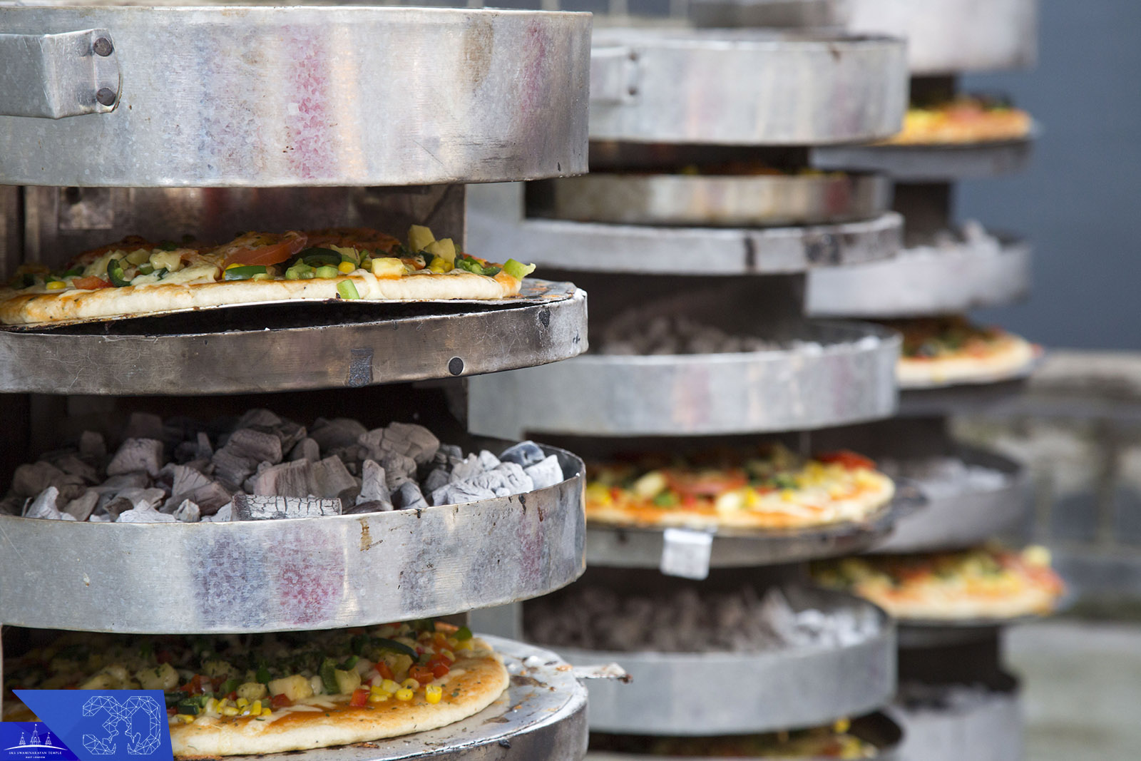 50 - ©1987-2017 SKS Swaminarayan Temple East London