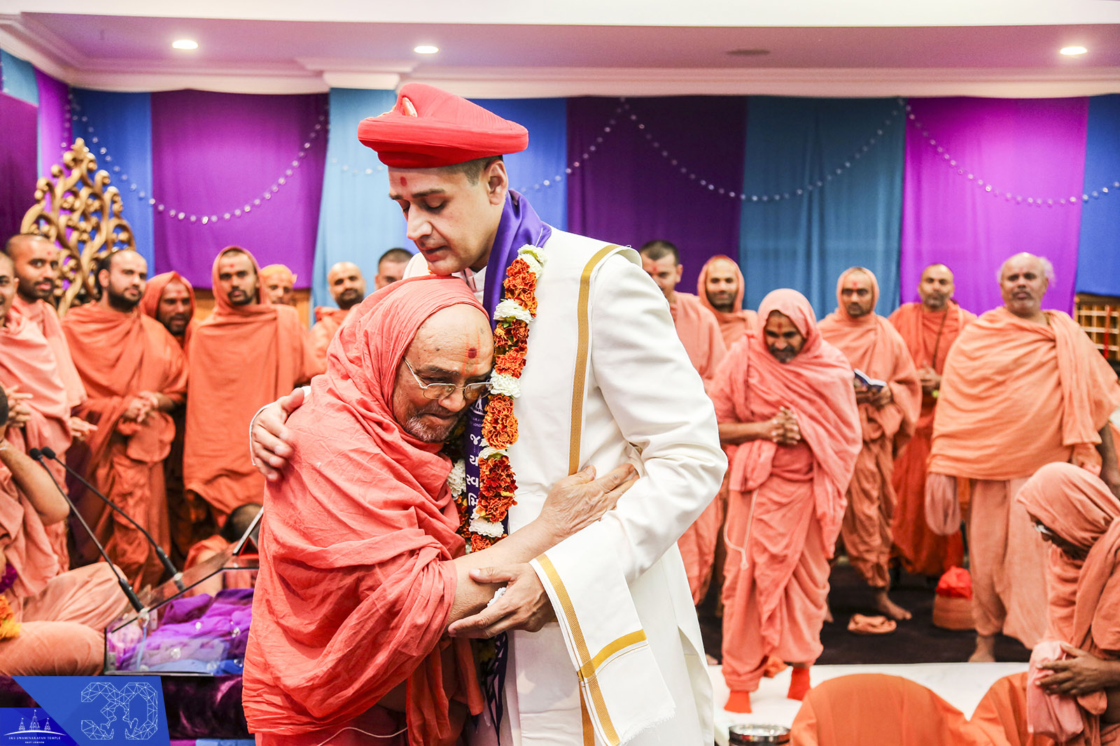 60h - ©1987-2017 SKS Swaminarayan Temple East London