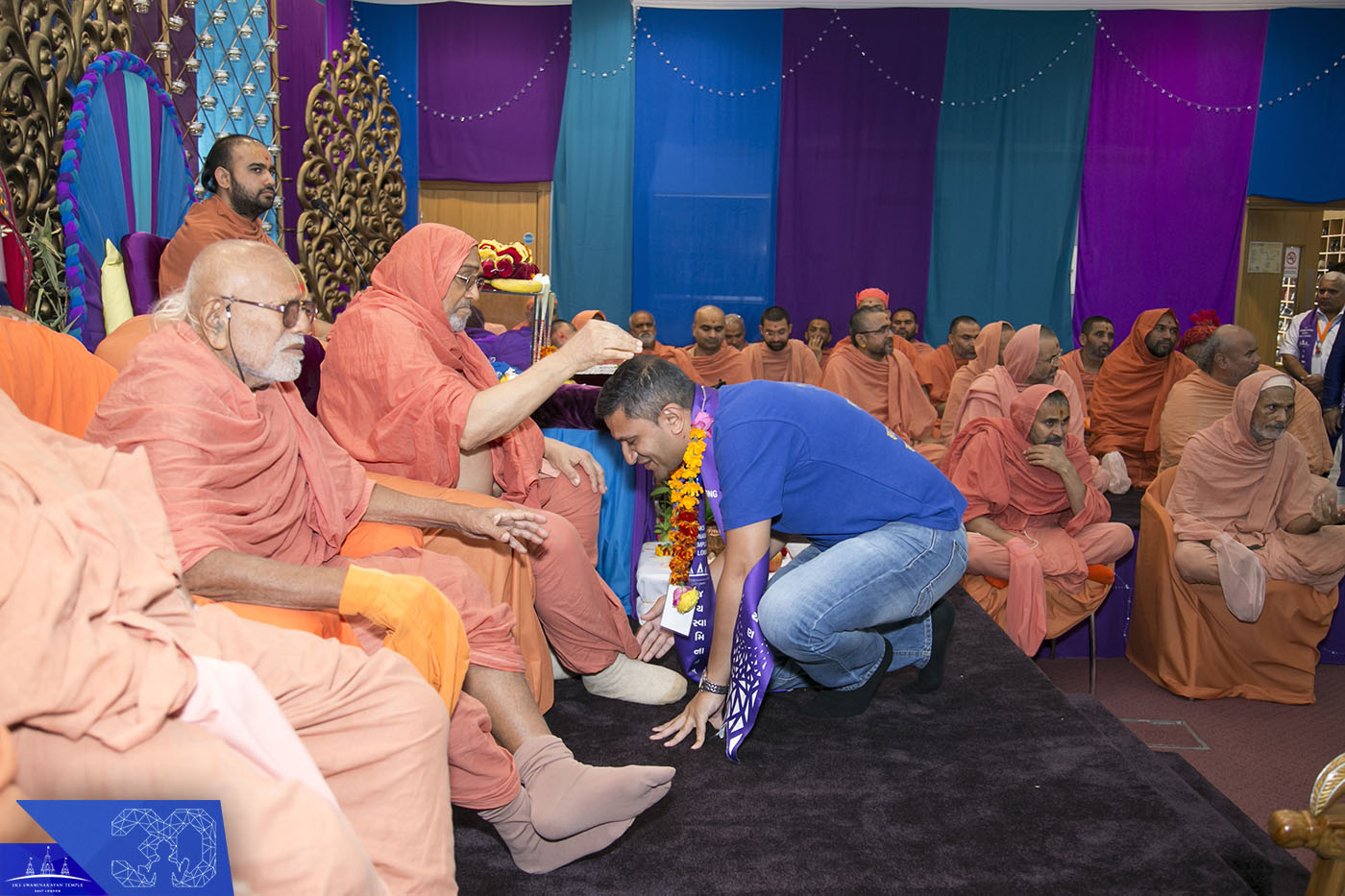 ©1987-2017 SKS Swaminarayan Temple East London