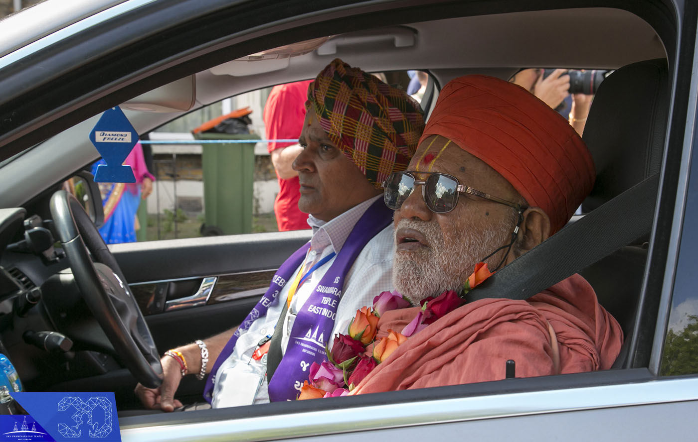 ©1987-2017 SKS Swaminarayan Temple East London