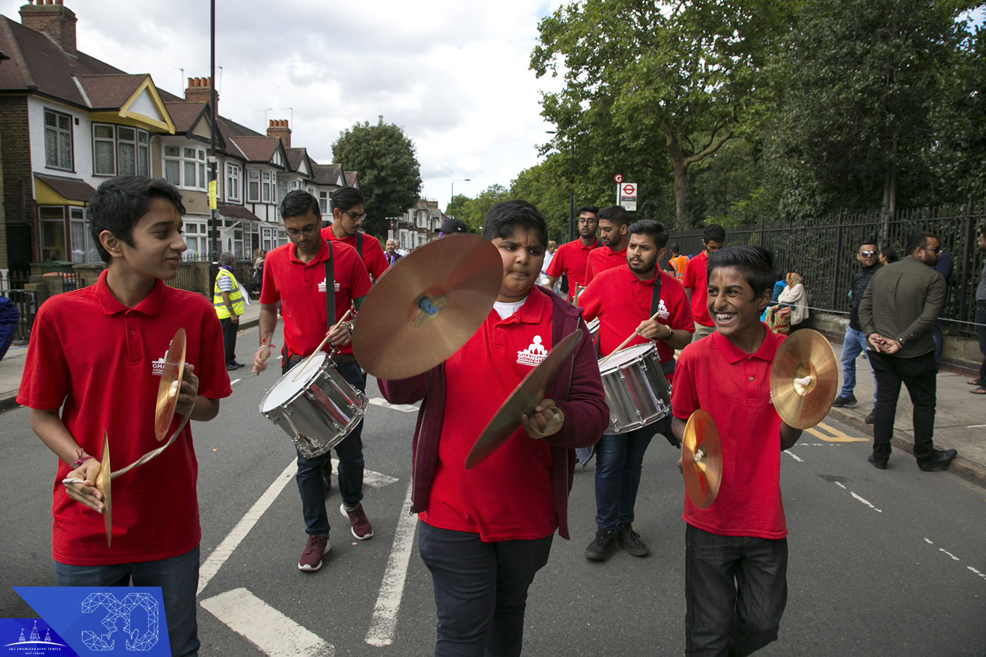 01390327 - ©1987-2017 SKS Swaminarayan Temple East London