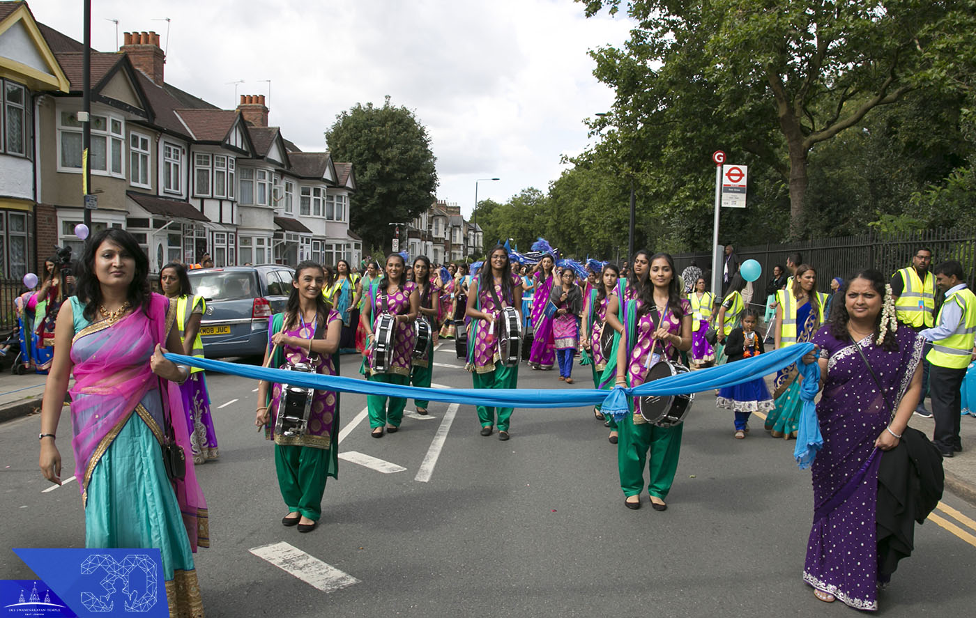01440330 - ©1987-2017 SKS Swaminarayan Temple East London