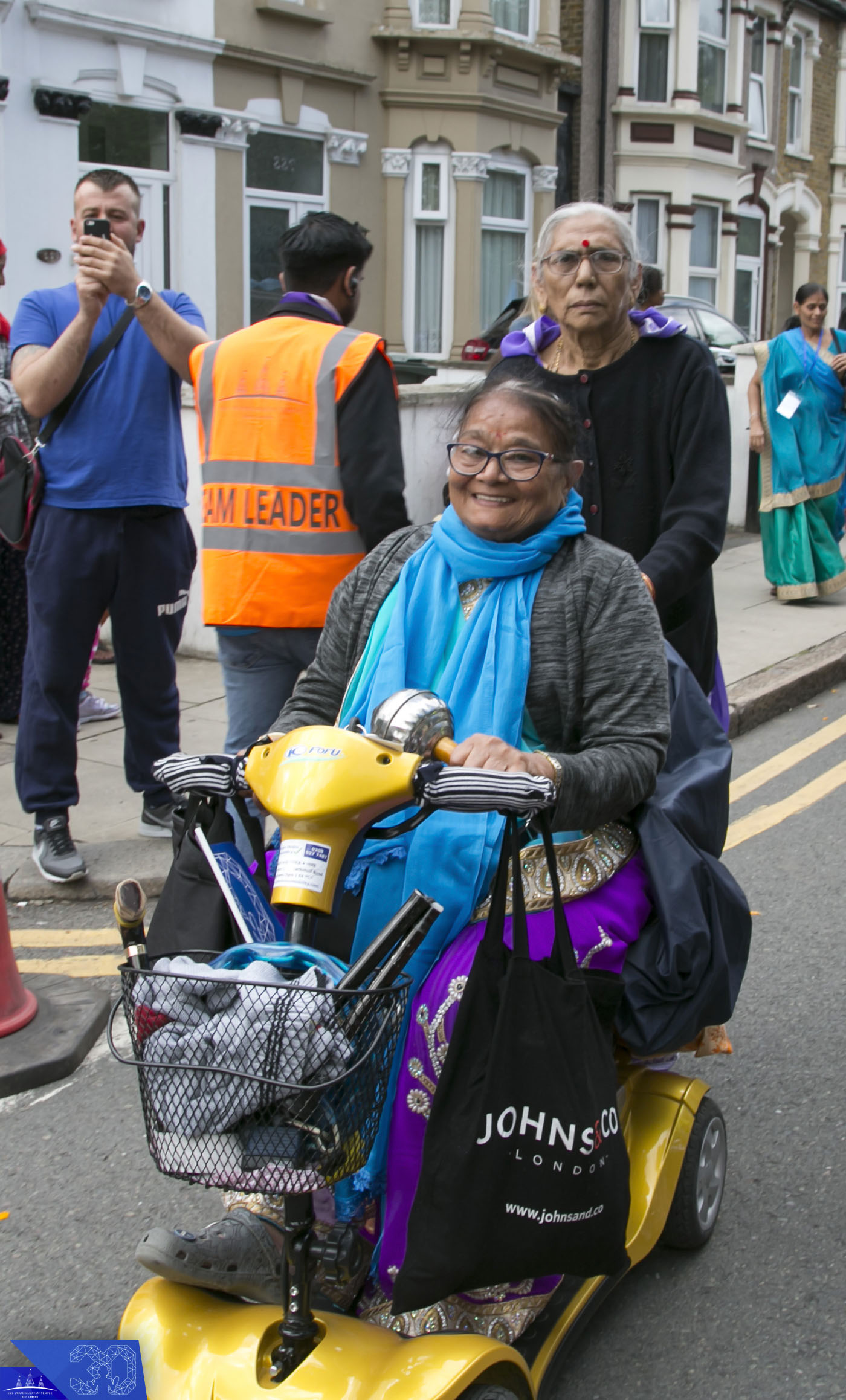 ©1987-2017 SKS Swaminarayan Temple East London
