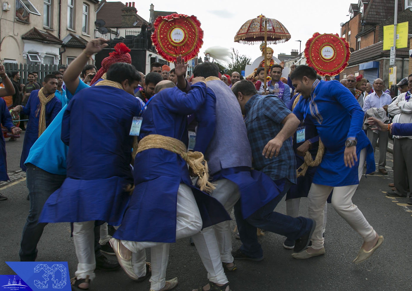01670343 - ©1987-2017 SKS Swaminarayan Temple East London