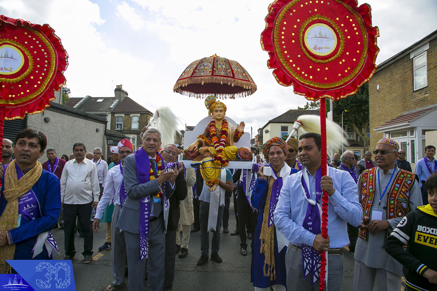 01730347 - ©1987-2017 SKS Swaminarayan Temple East London