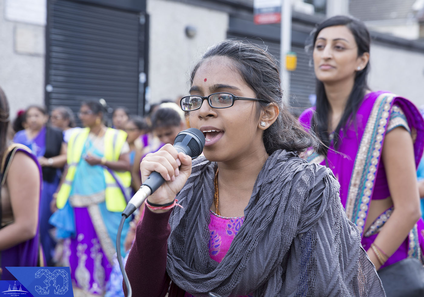 01830246 - ©1987-2017 SKS Swaminarayan Temple East London