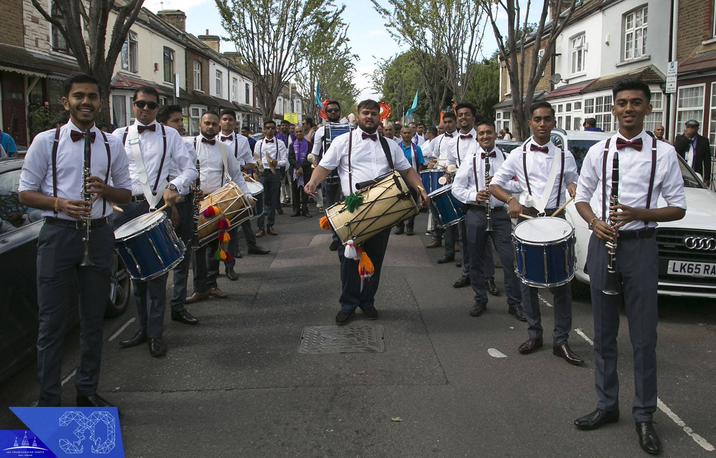 01900353 - ©1987-2017 SKS Swaminarayan Temple East London
