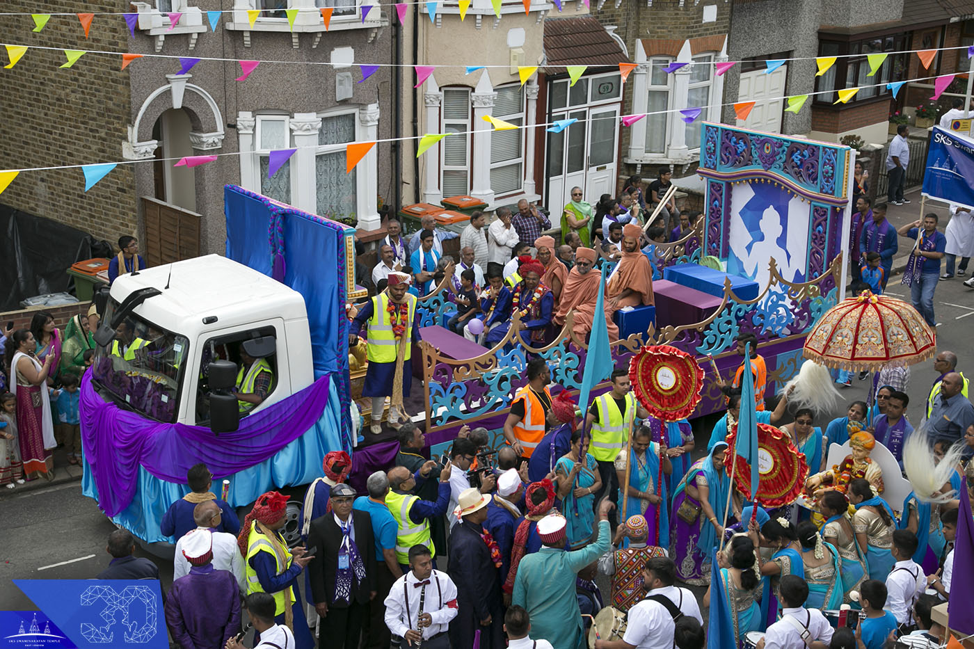 ©1987-2017 SKS Swaminarayan Temple East London