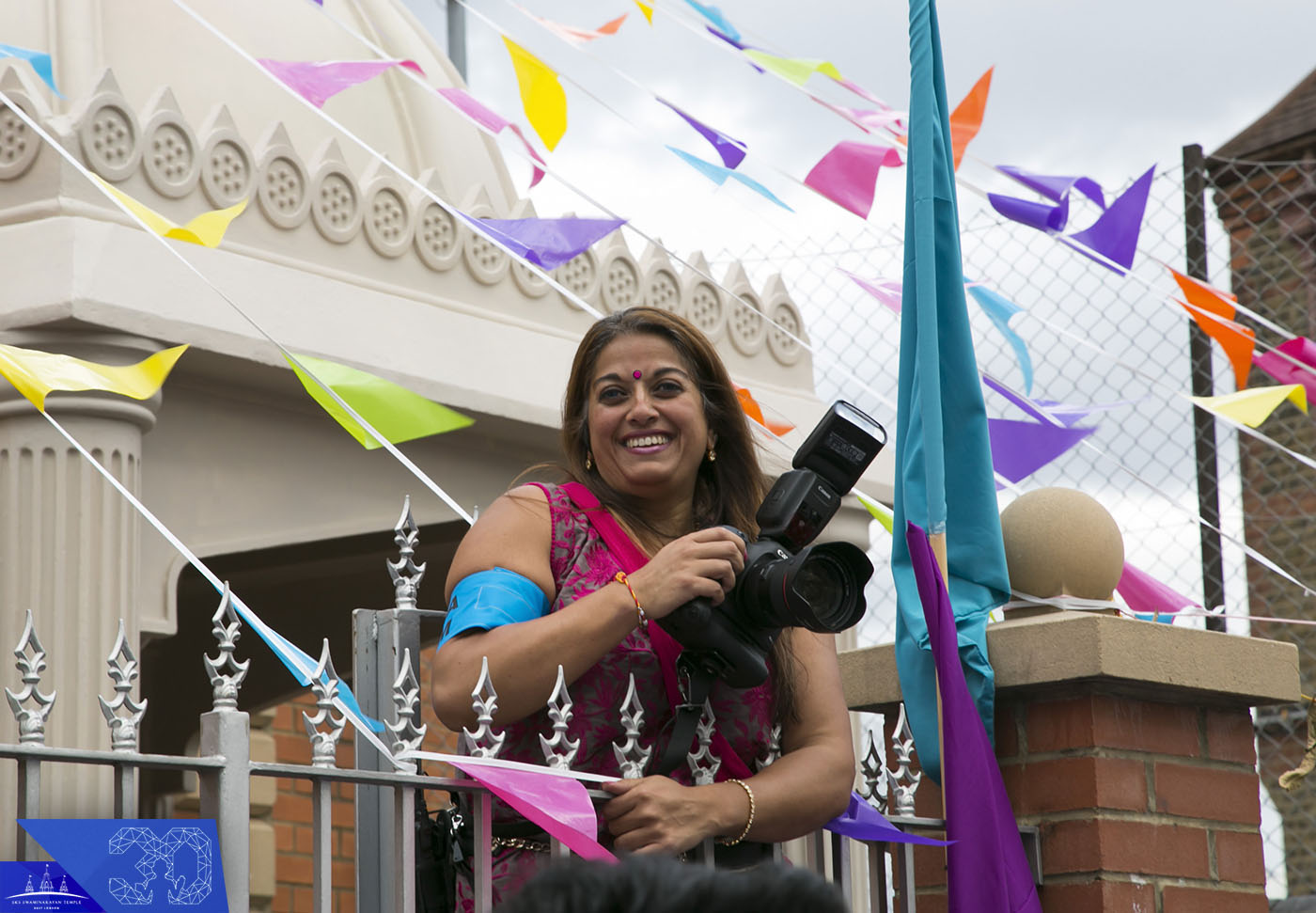 02420376 - ©1987-2017 SKS Swaminarayan Temple East London