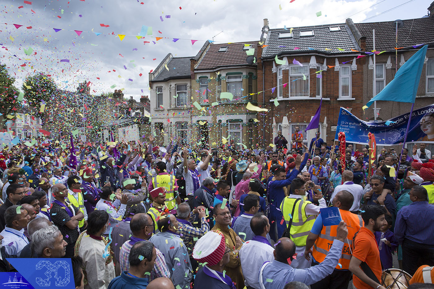 02470267 - ©1987-2017 SKS Swaminarayan Temple East London