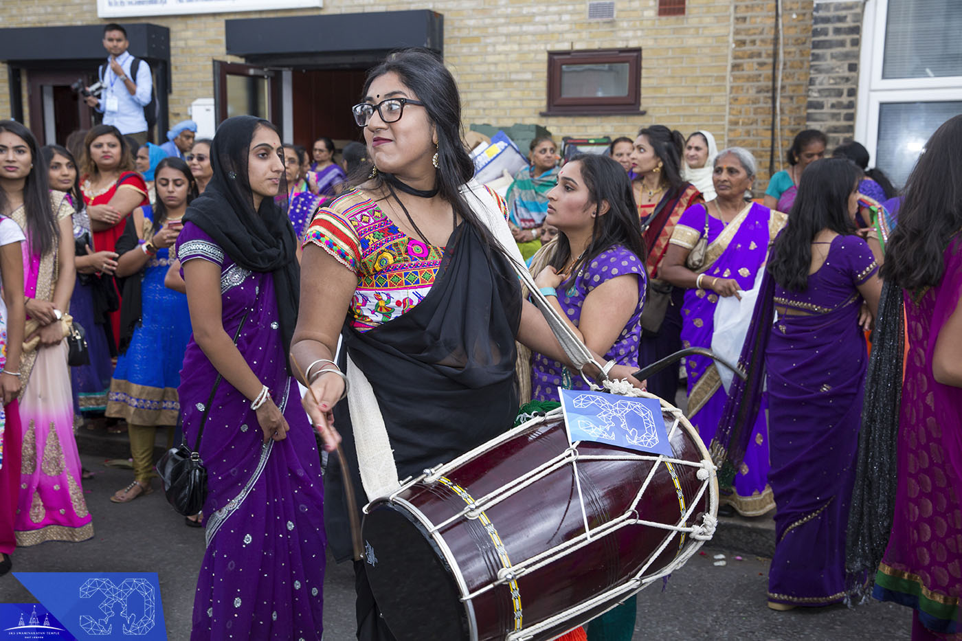 02580271 - ©1987-2017 SKS Swaminarayan Temple East London