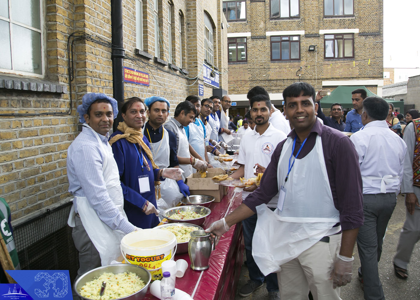 03050069 - ©1987-2017 SKS Swaminarayan Temple East London