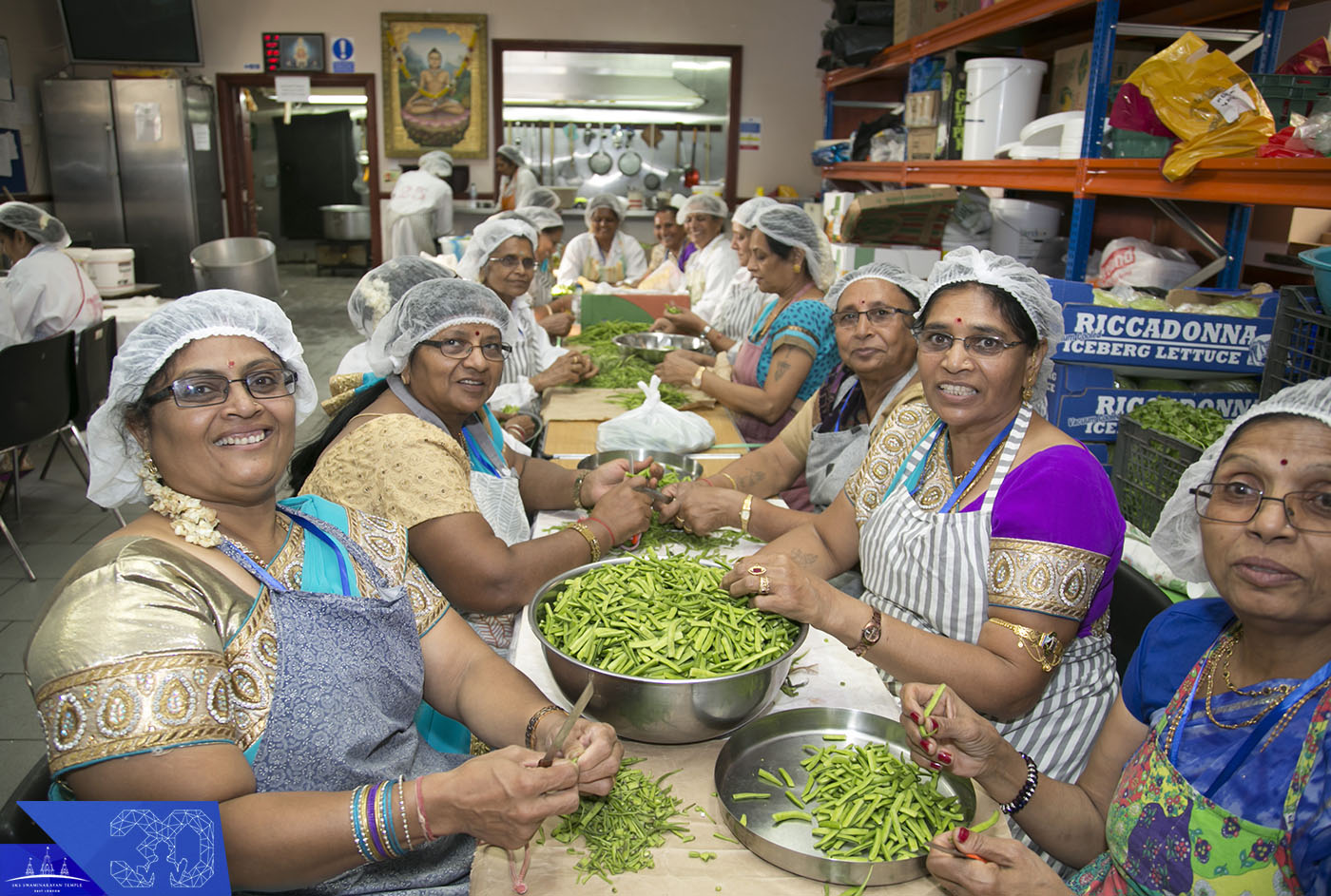 ©1987-2017 SKS Swaminarayan Temple East London