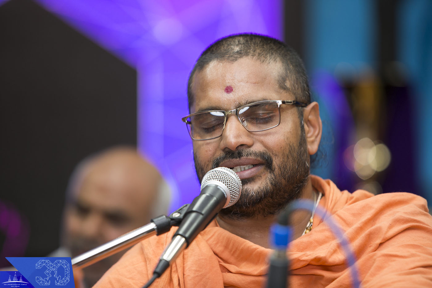 03690130 - ©1987-2017 SKS Swaminarayan Temple East London