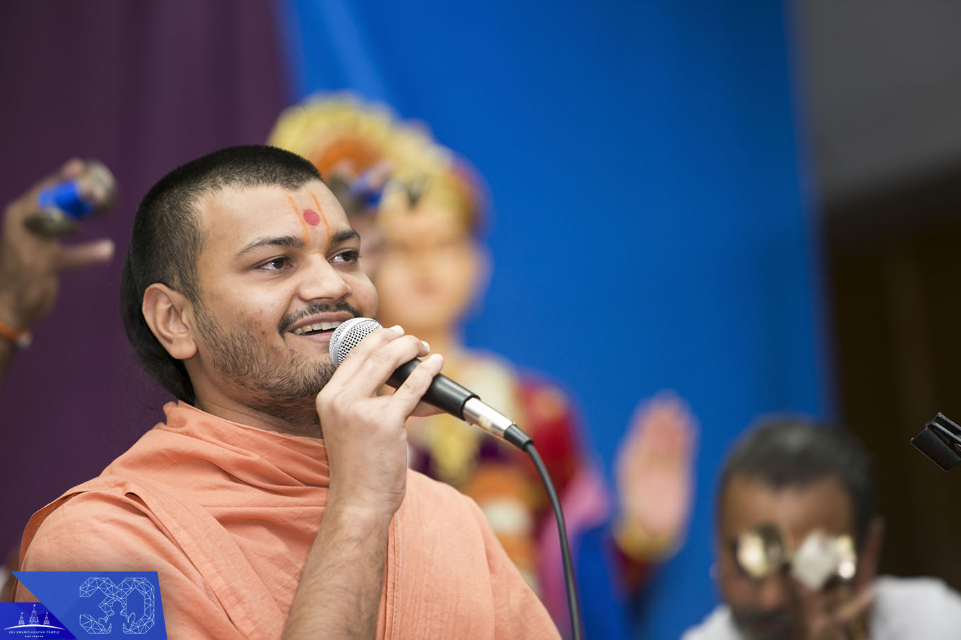 03860147 - ©1987-2017 SKS Swaminarayan Temple East London