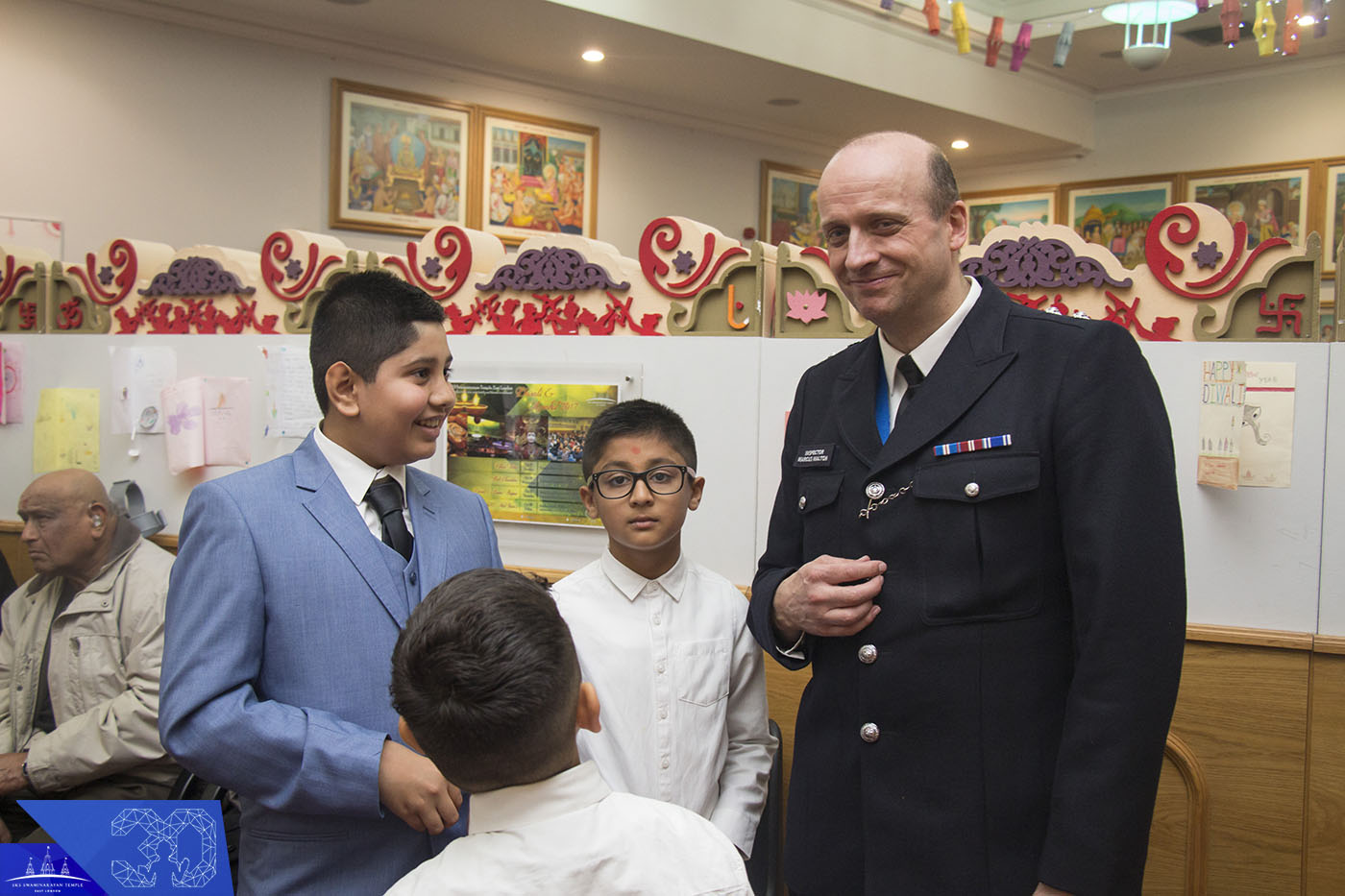 ©1987-2017 SKS Swaminarayan Temple East London