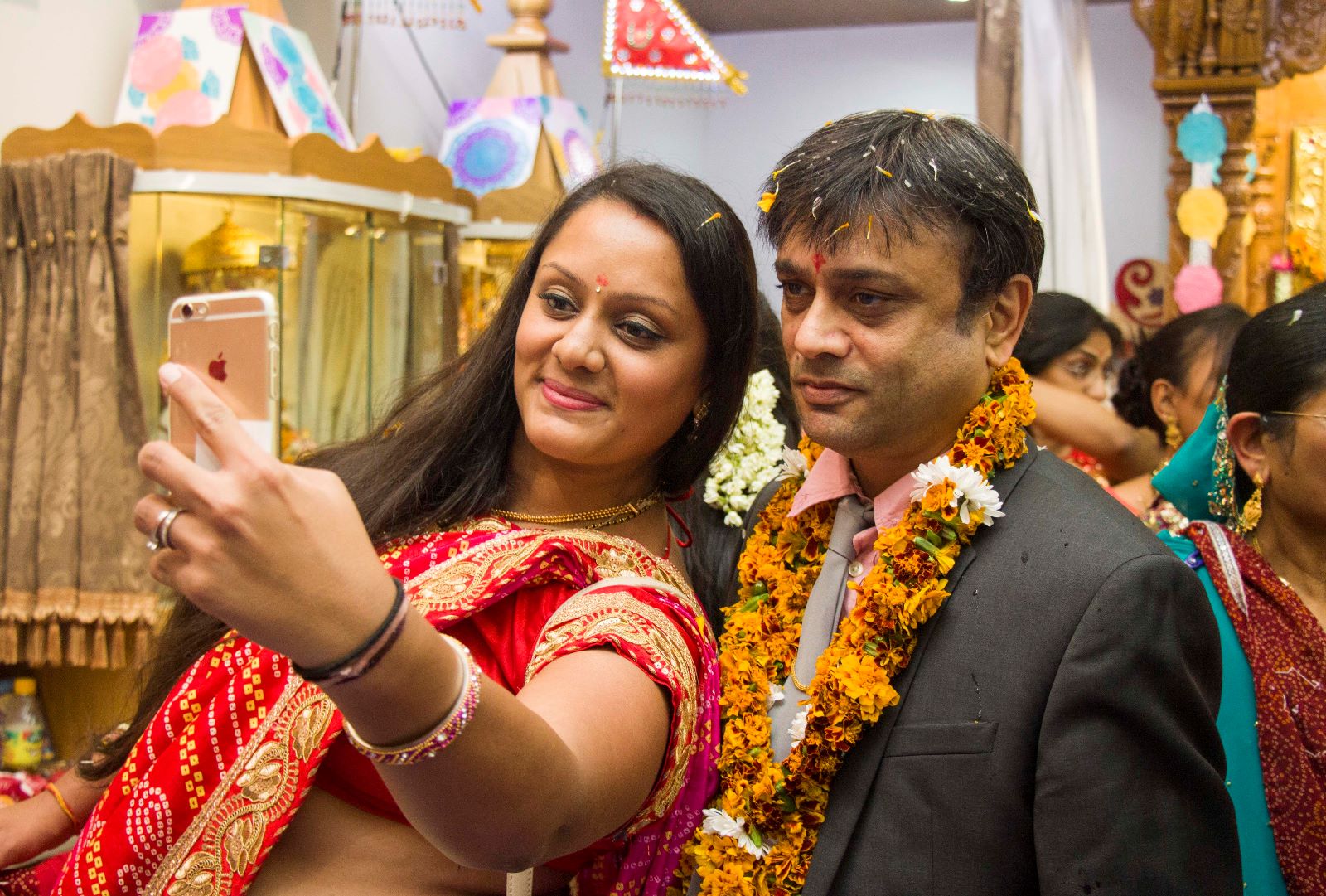 ©1987-2017 SKS Swaminarayan Temple East London