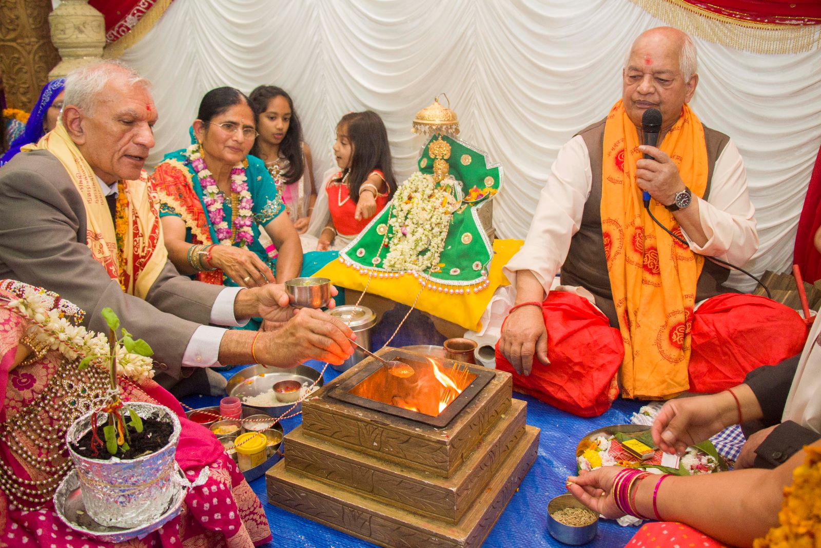 ©1987-2017 SKS Swaminarayan Temple East London