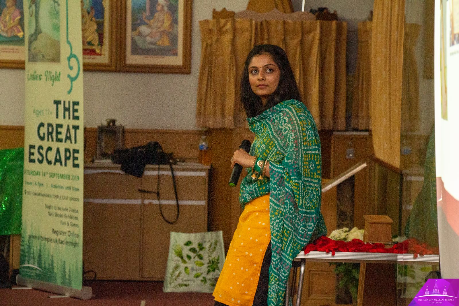 ©1987-2017 SKS Swaminarayan Temple East London