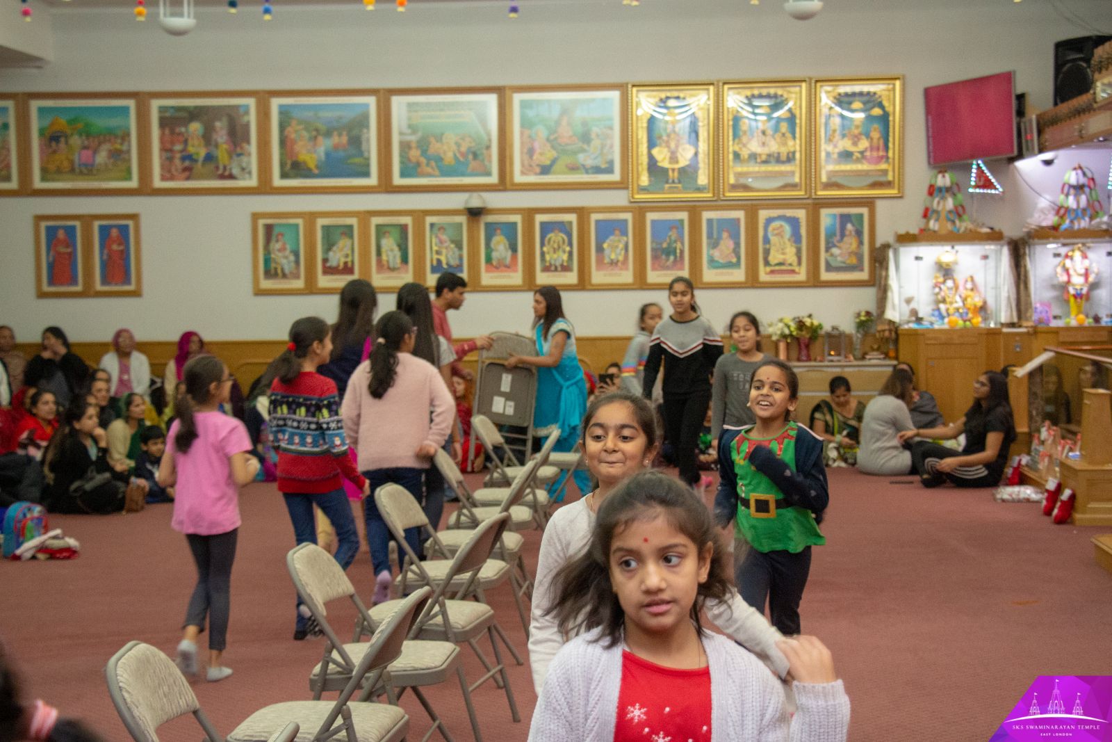 ©1987-2017 SKS Swaminarayan Temple East London