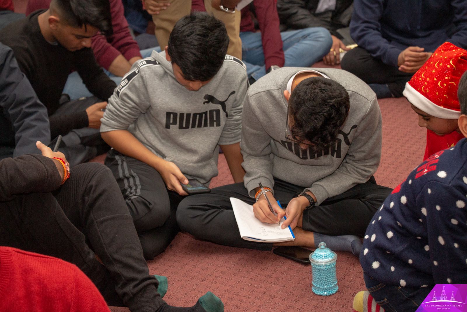 ©1987-2017 SKS Swaminarayan Temple East London